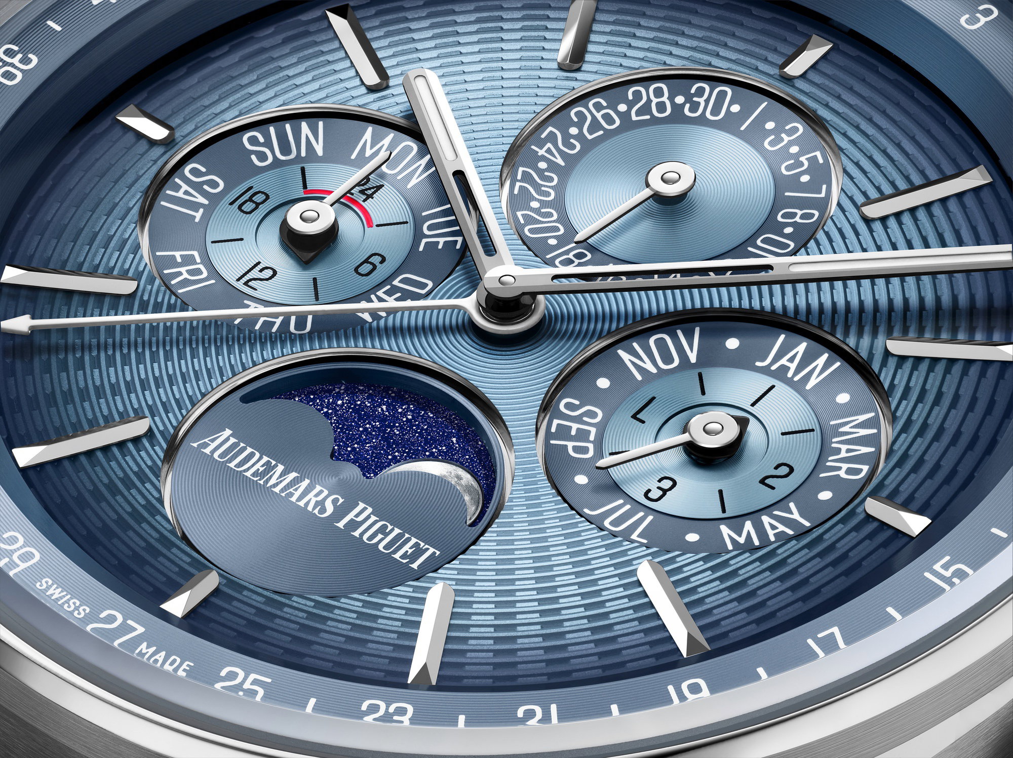 Code 11.59 by Audemars Piguet Selfwinding Perpetual Calendar 41 — view 3