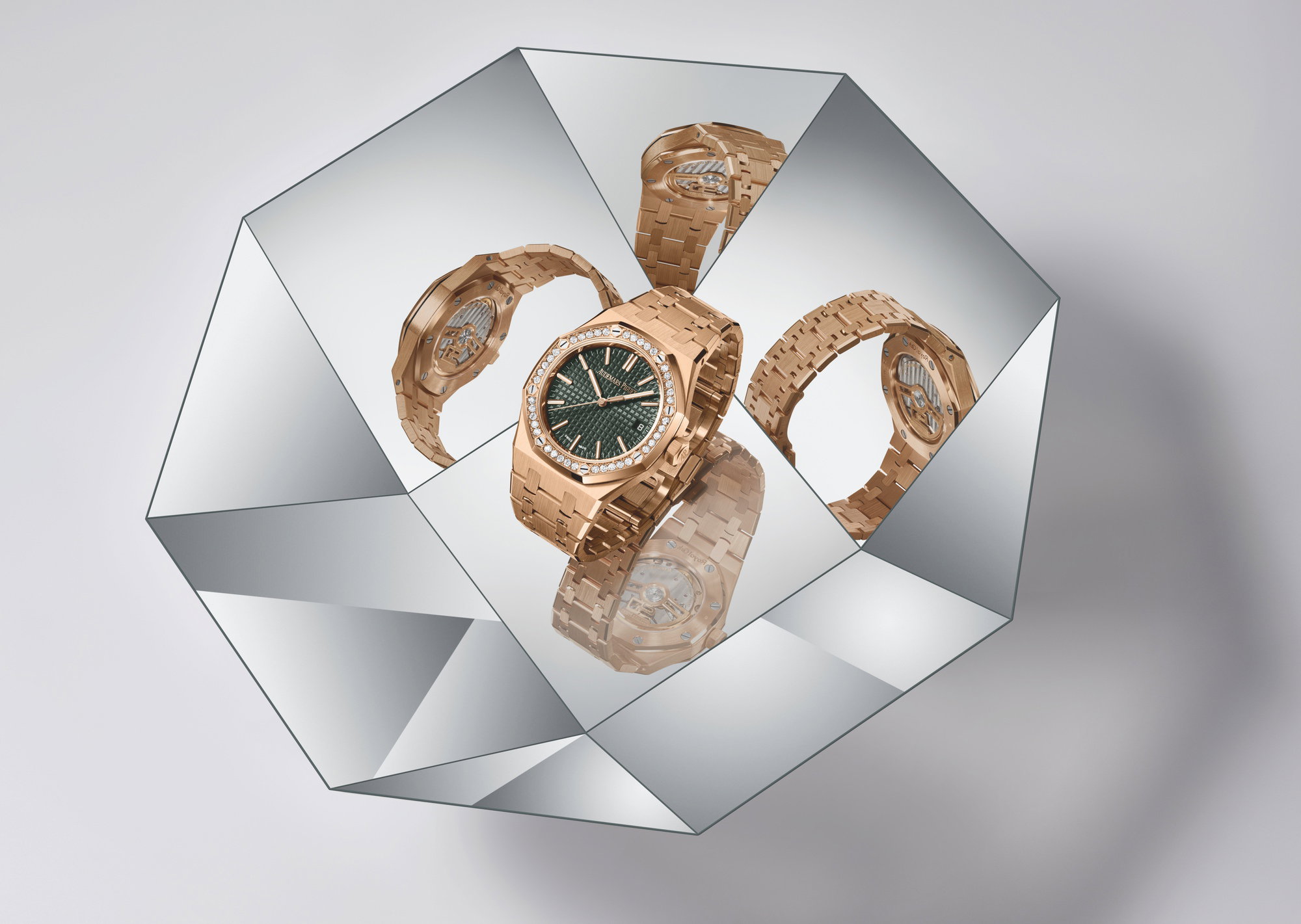 Royal Oak Selfwinding — view 2
