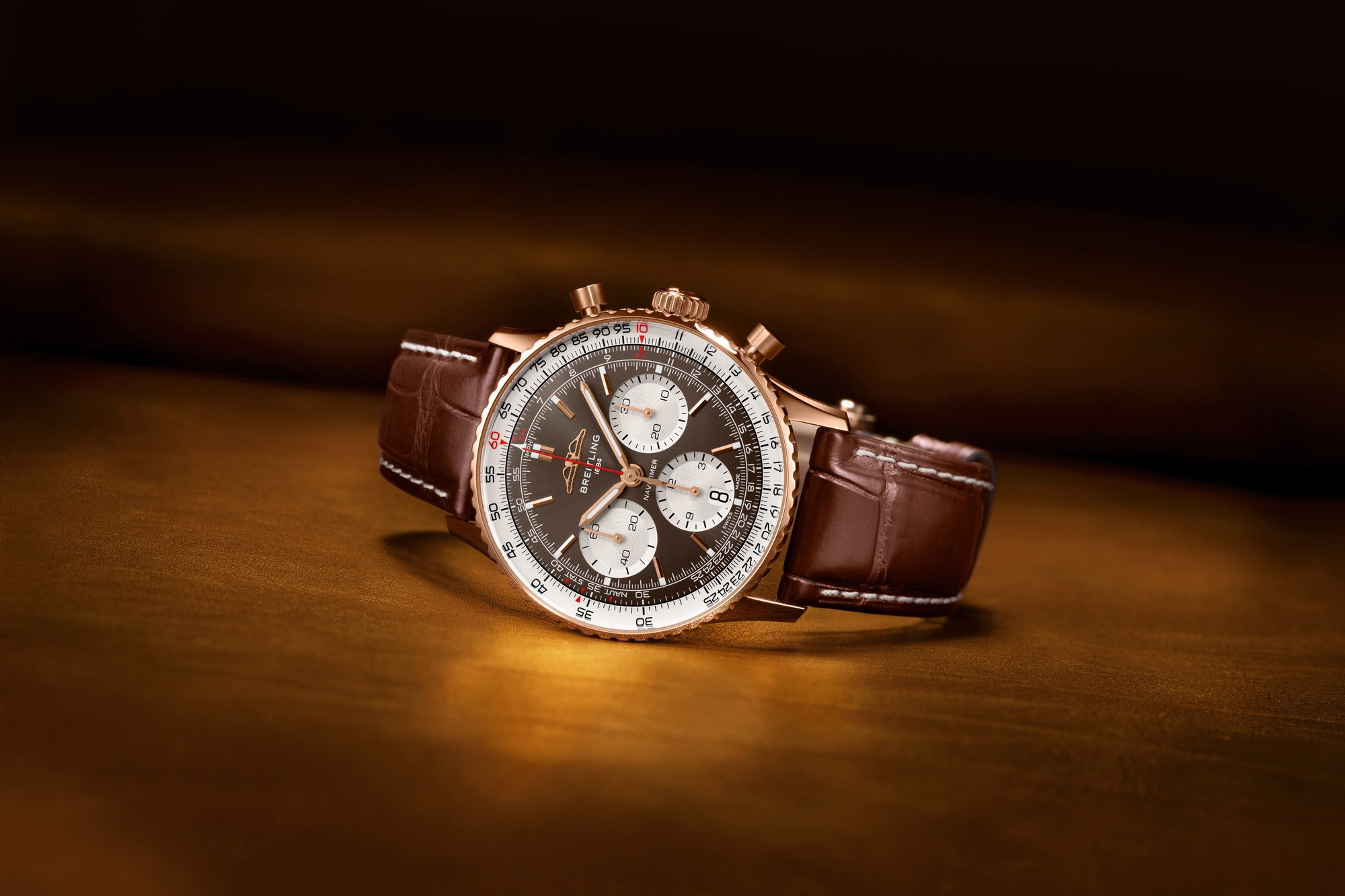 Navitimer B01 Chronograph 41 — view 2