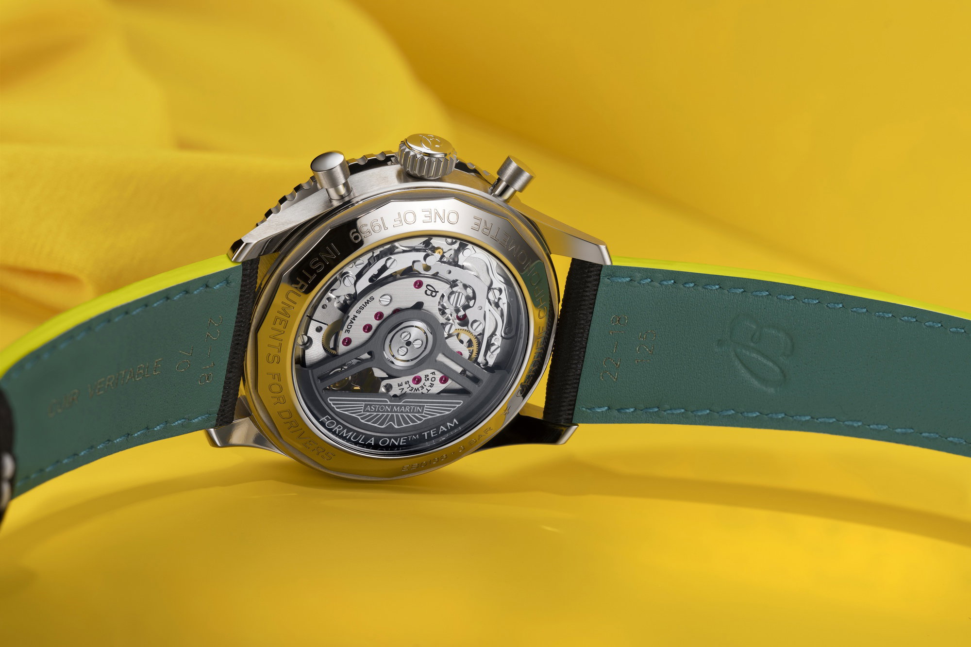 Navitimer B01 Chronograph 43 Aston Martin Aramco Formula One Team — view 10