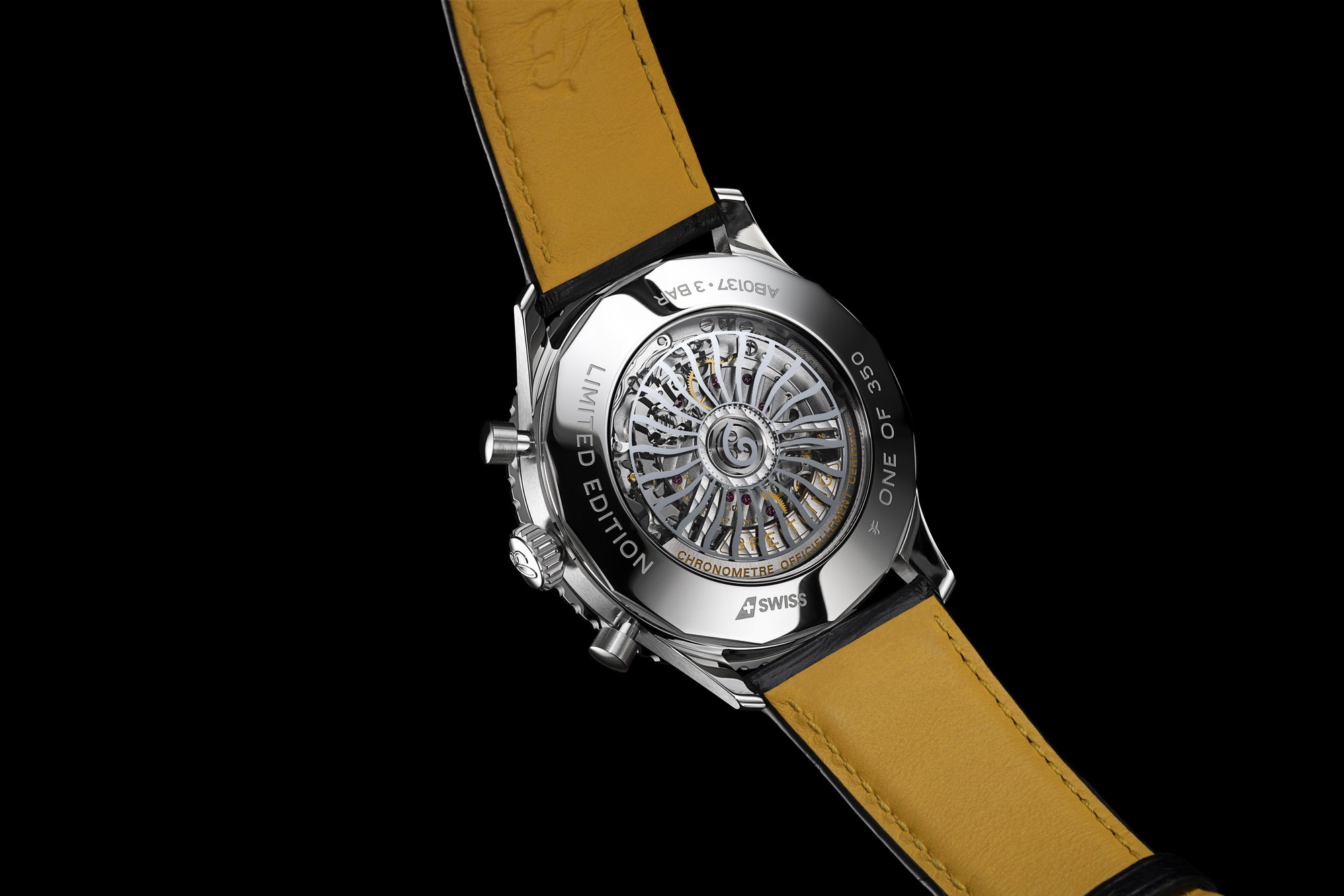 Navitimer B01 Swiss Limited Edition — view 2