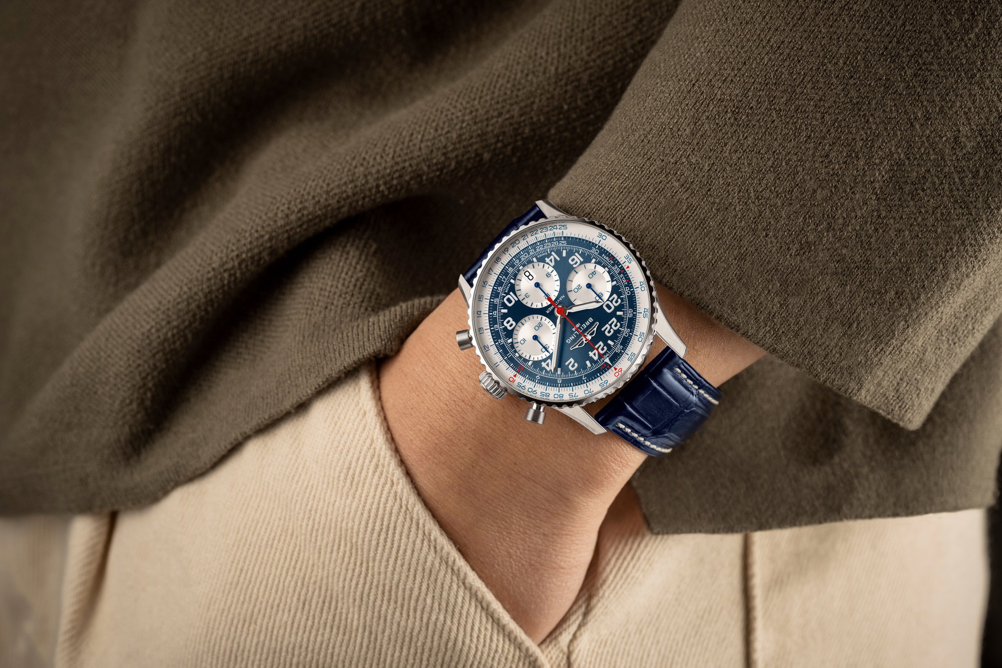 Navitimer B02 Chronograph 41 Cosmonaute Scott Carpenter Centenary — view 2
