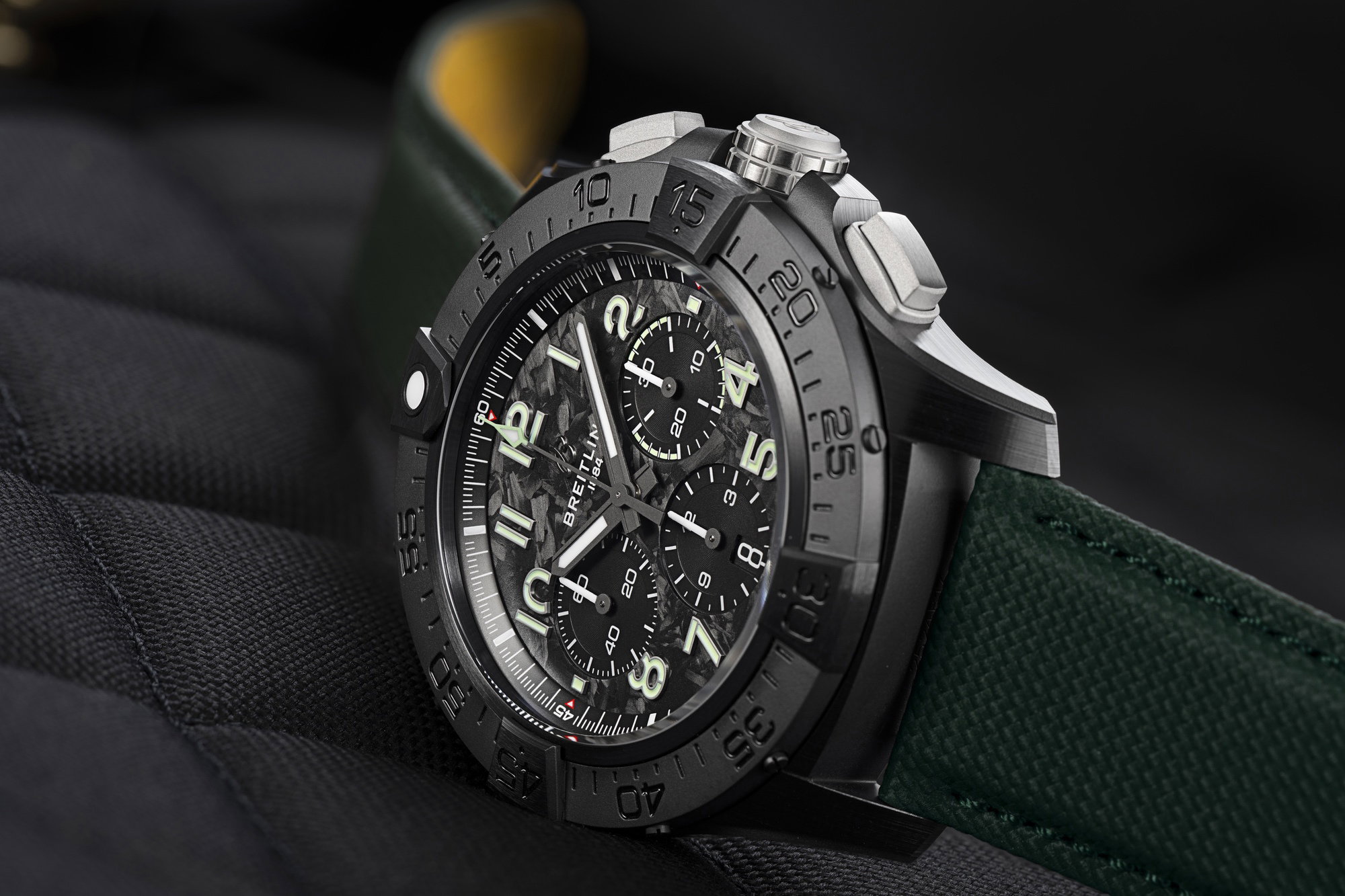 Super Avenger B01 Chronograph 46 Night Mission — view 4