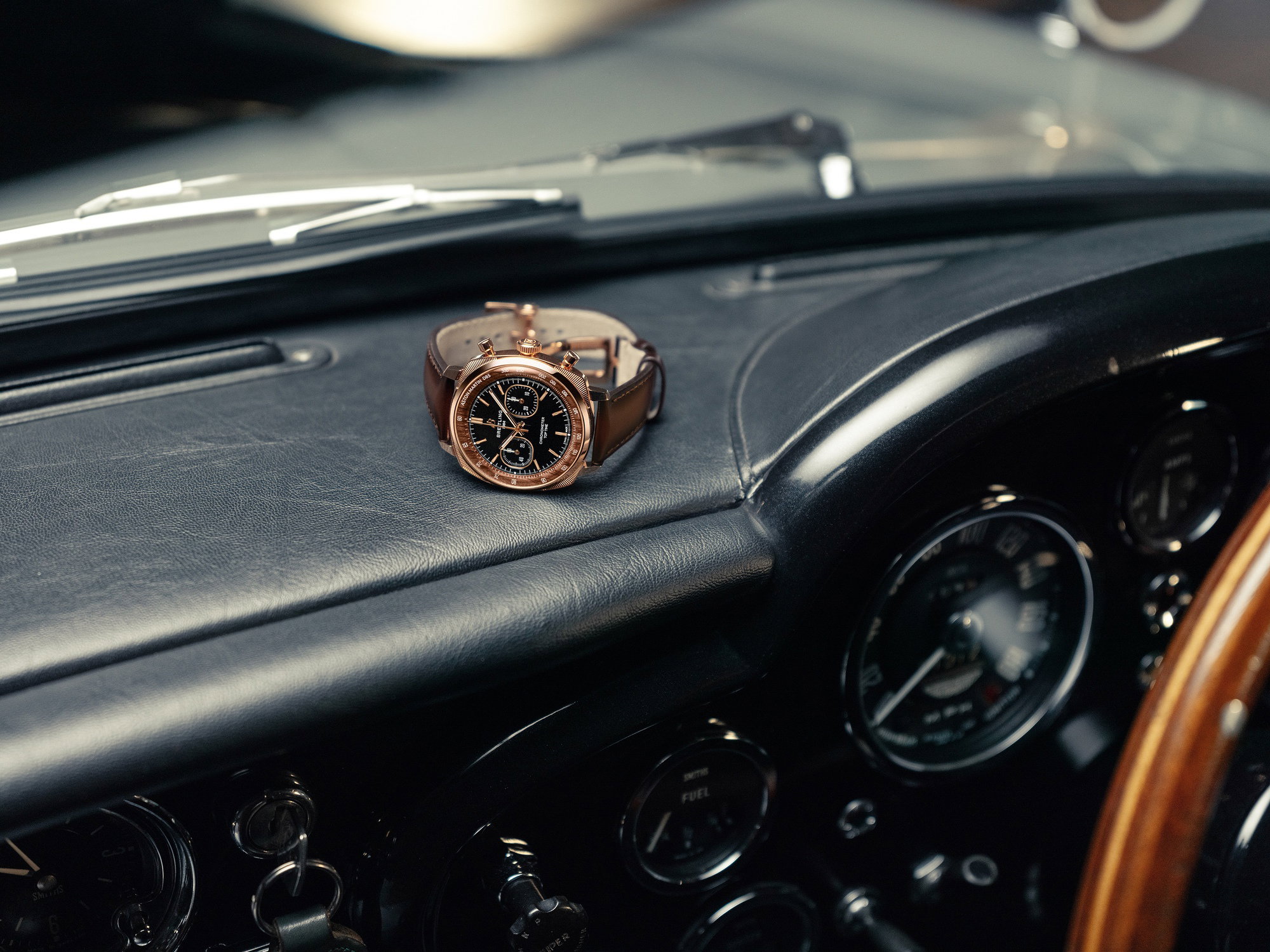 Top Time B01 Chronograph 41 Tribute to Aston Martin DB5 — view 11