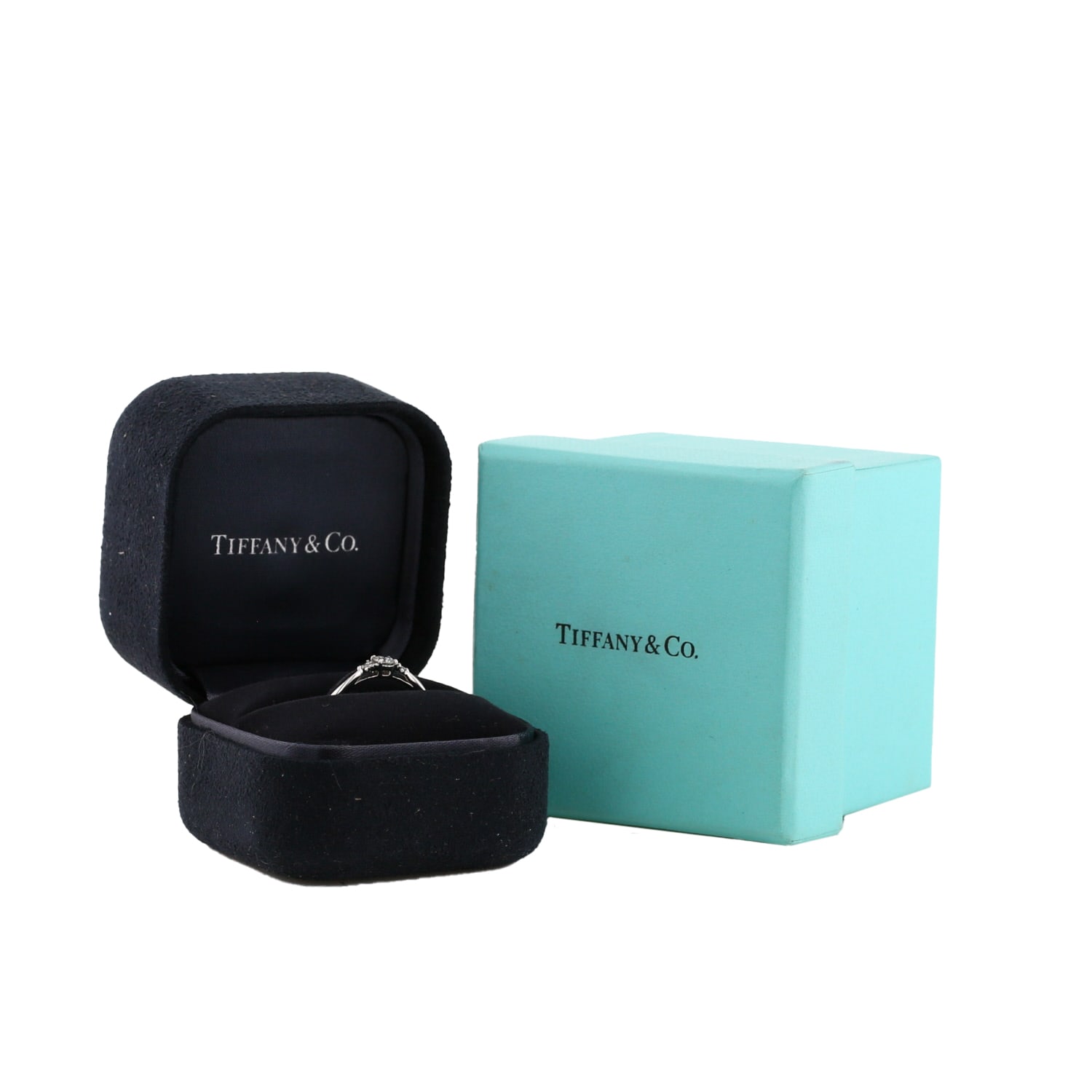 Tiffany & Co solitaire ring in platinium and diamonds — view 3