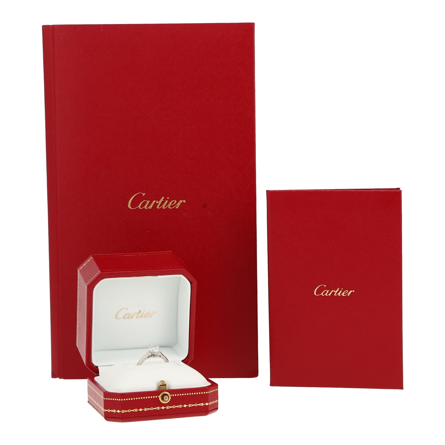 Cartier 1895 solitaire ring in platinium and diamond — view 3