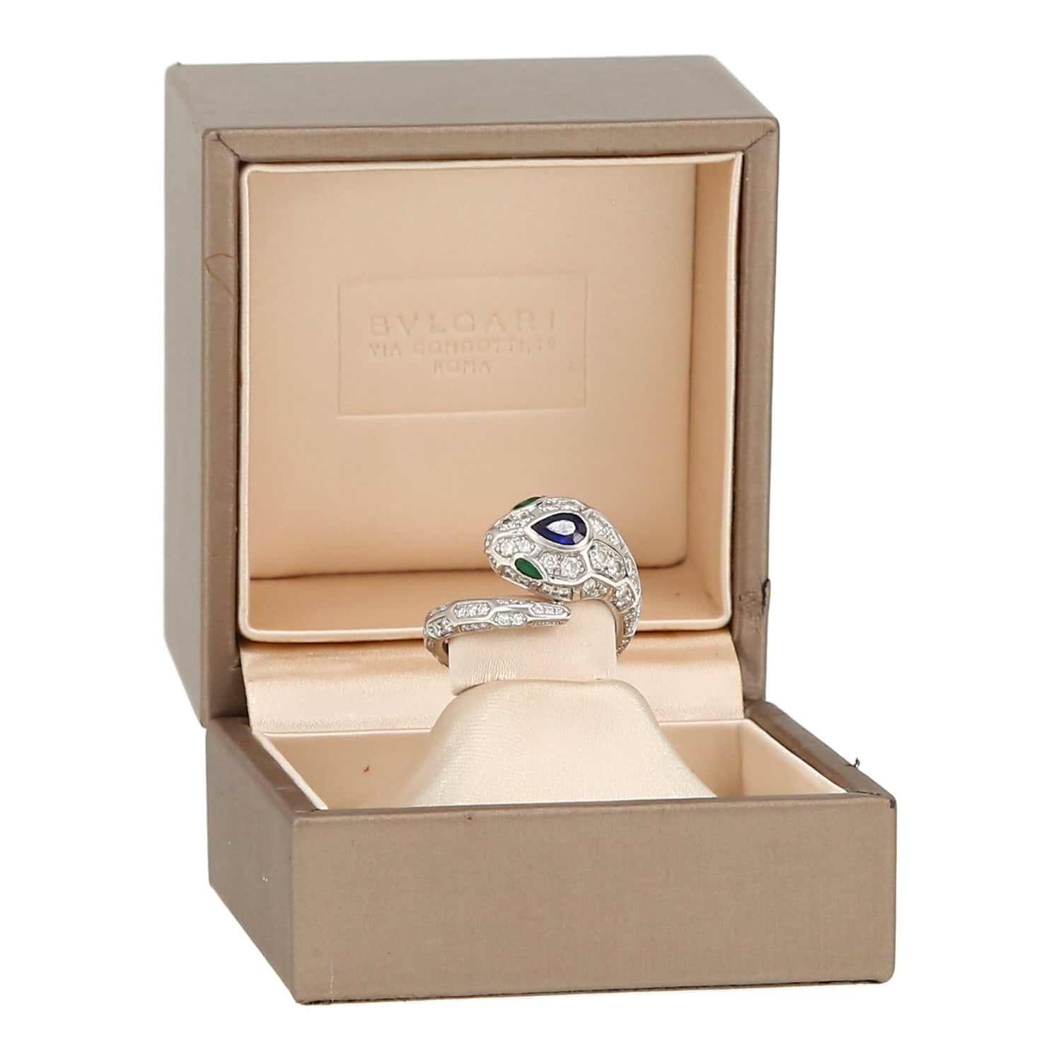 Bulgari Serpenti Seduttori ring in white gold, diamonds and sapphire — view 3