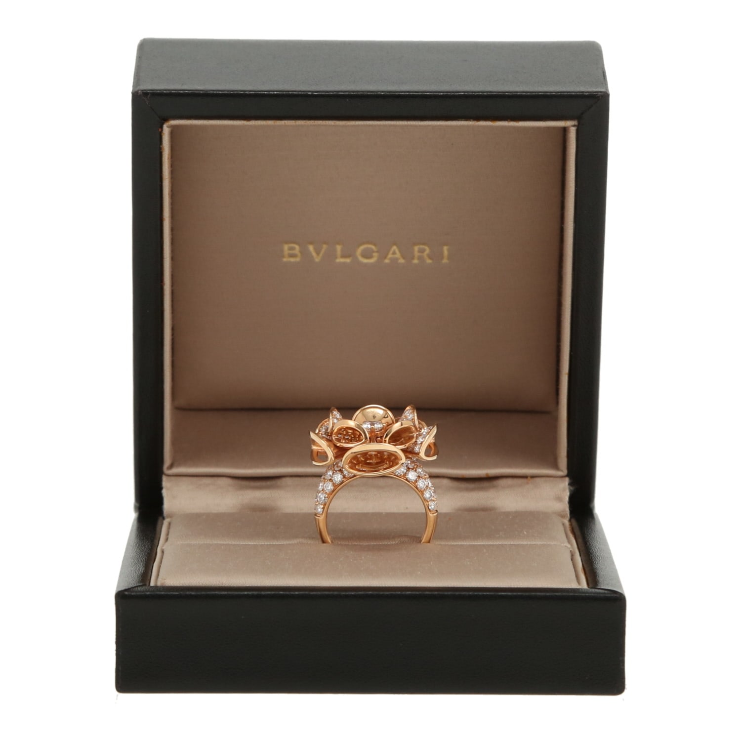 Bulgari Divas' Dream ring in pink gold and diamonds — view 3