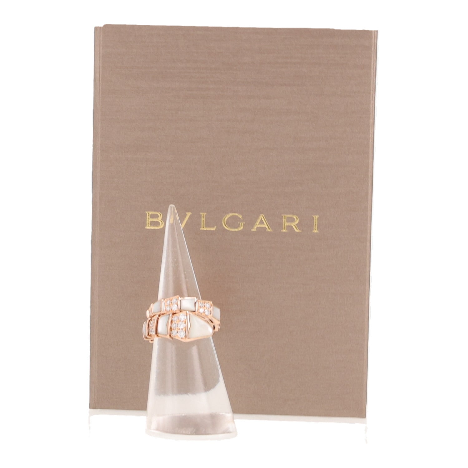 Bulgari Serpenti Viper semi-rigid ring in rose gold, mother-of-pearl and diamonds — view 3