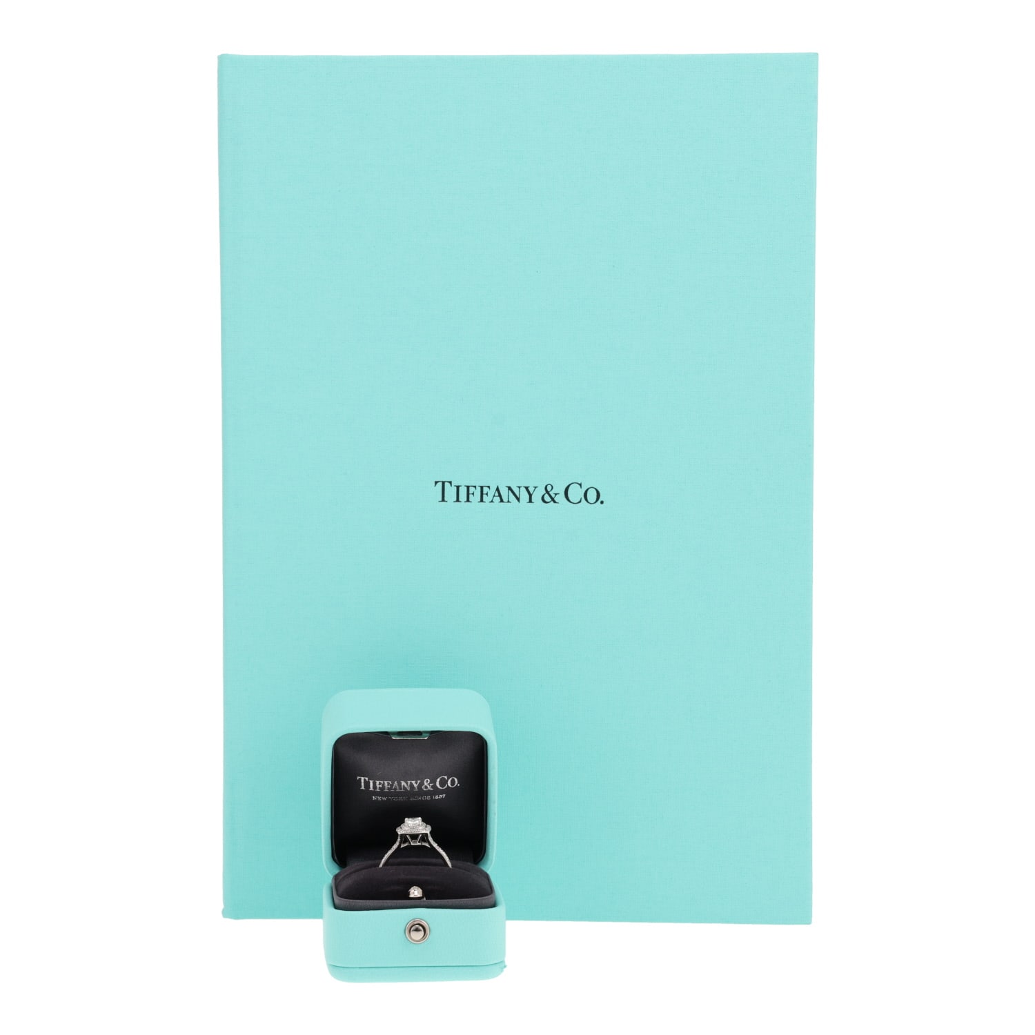 Tiffany &amp; Co Soleste ring in platinum and diamonds — view 3