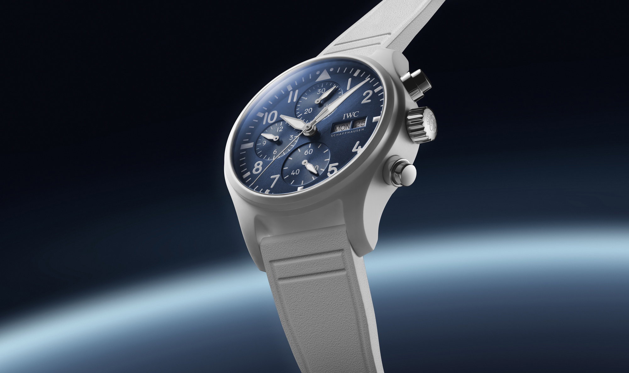 Pilot's Watch Chronograph 41 Le Petit Prince — view 2