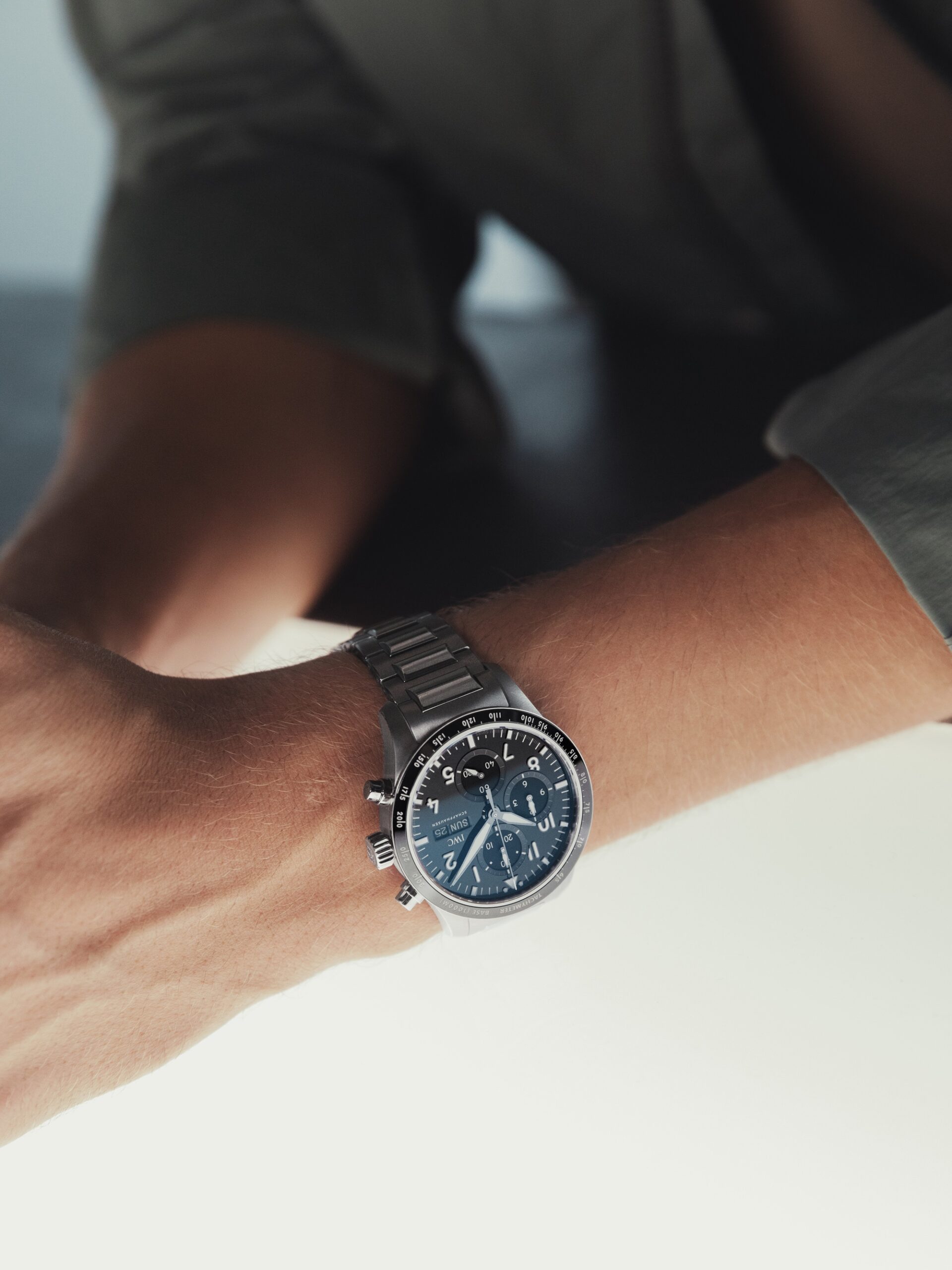 Pilot's Watch Performance Chronograph 41 AMG — view 8