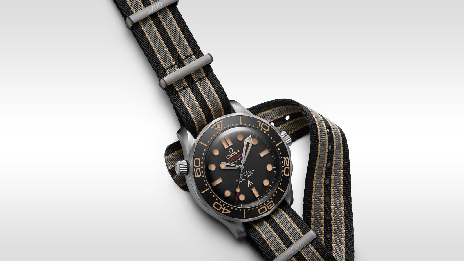 Seamaster Diver 300M  007 Edition — view 4