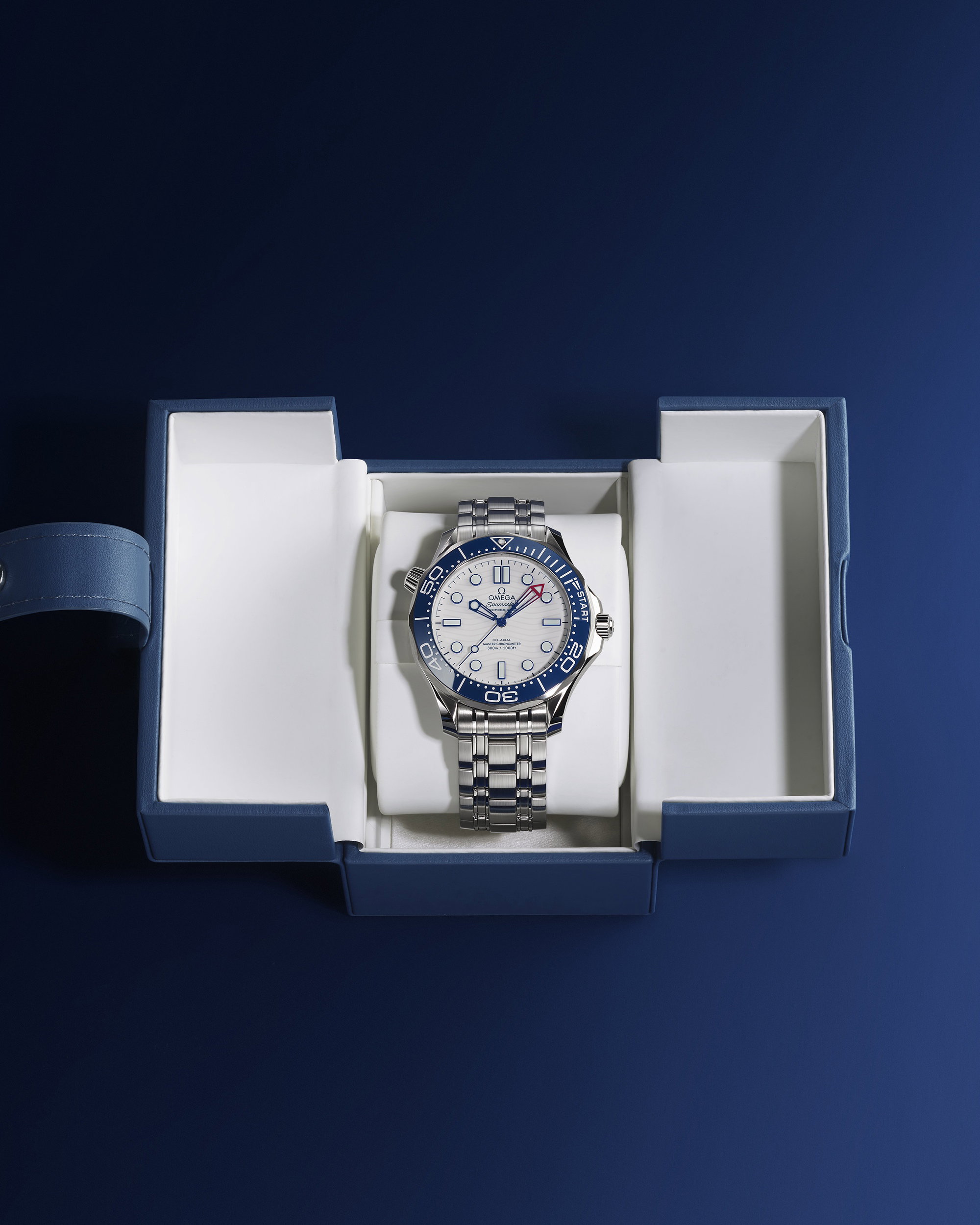 Seamaster Diver 300M  America's Cup — view 2