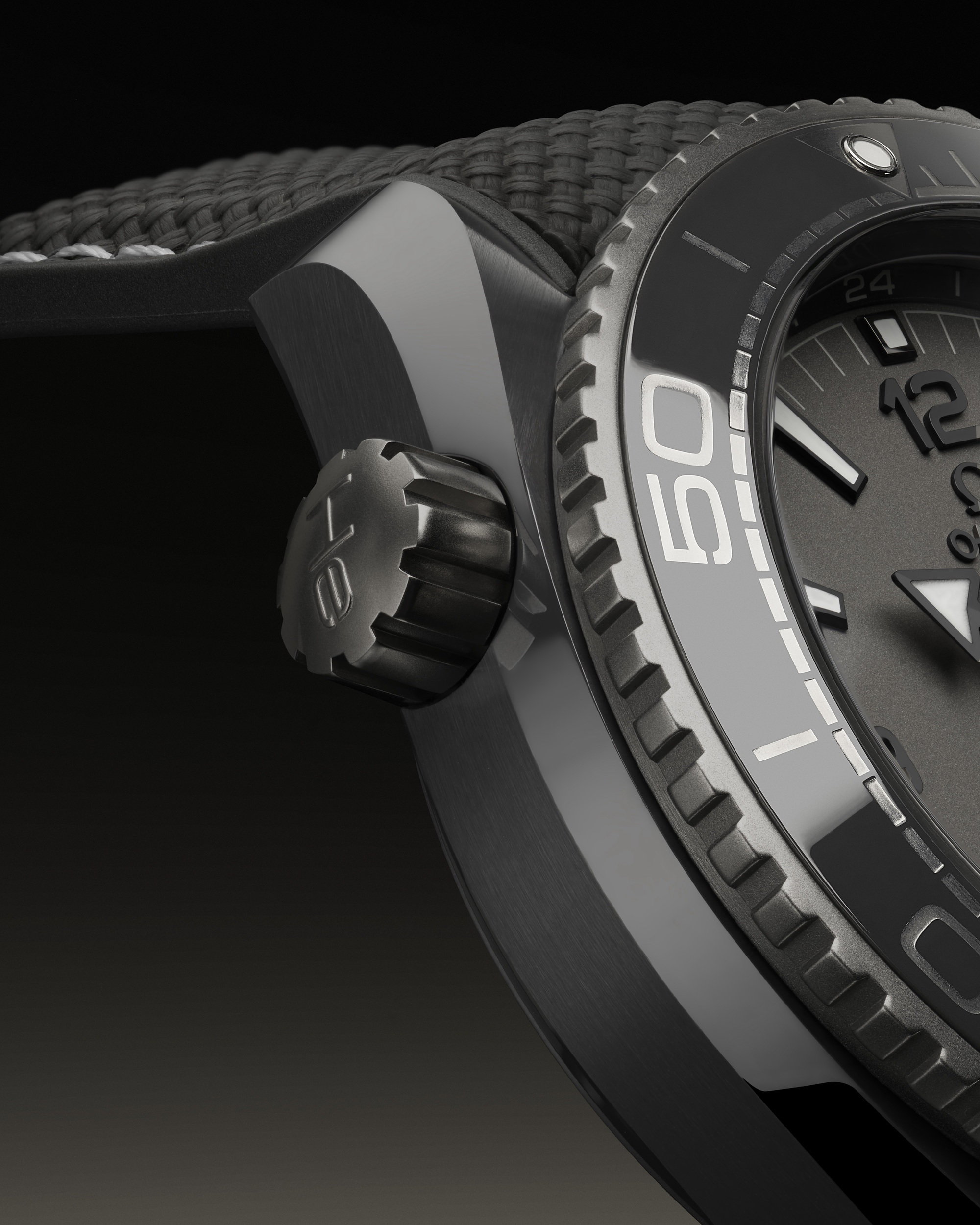 Seamaster Planet Ocean 600M  Dark Grey — view 9