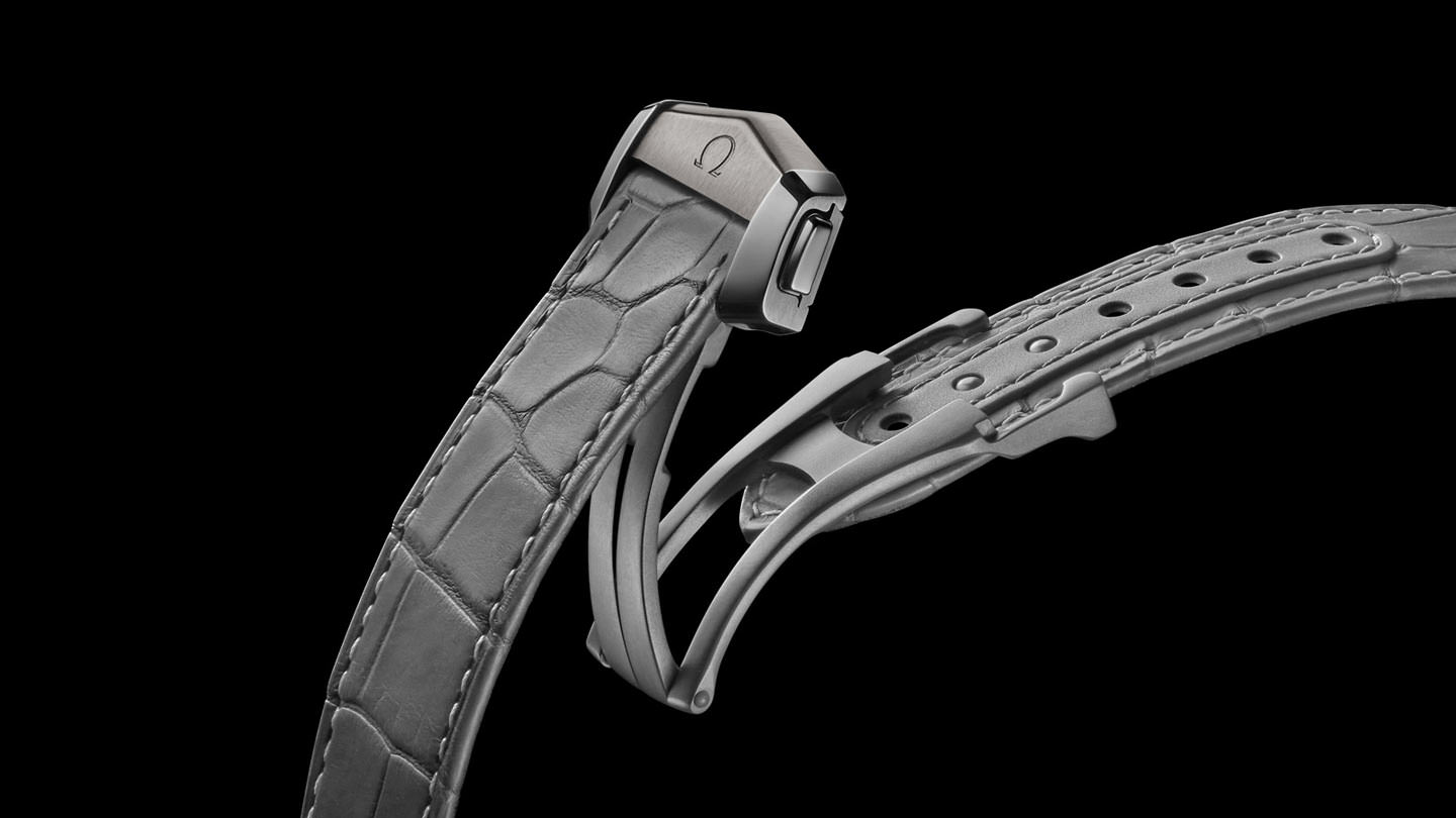 Speedmaster Dark Side of the Moon Co-Axial Chronometer Chronograph 44.25 mm Meteorite — view 3