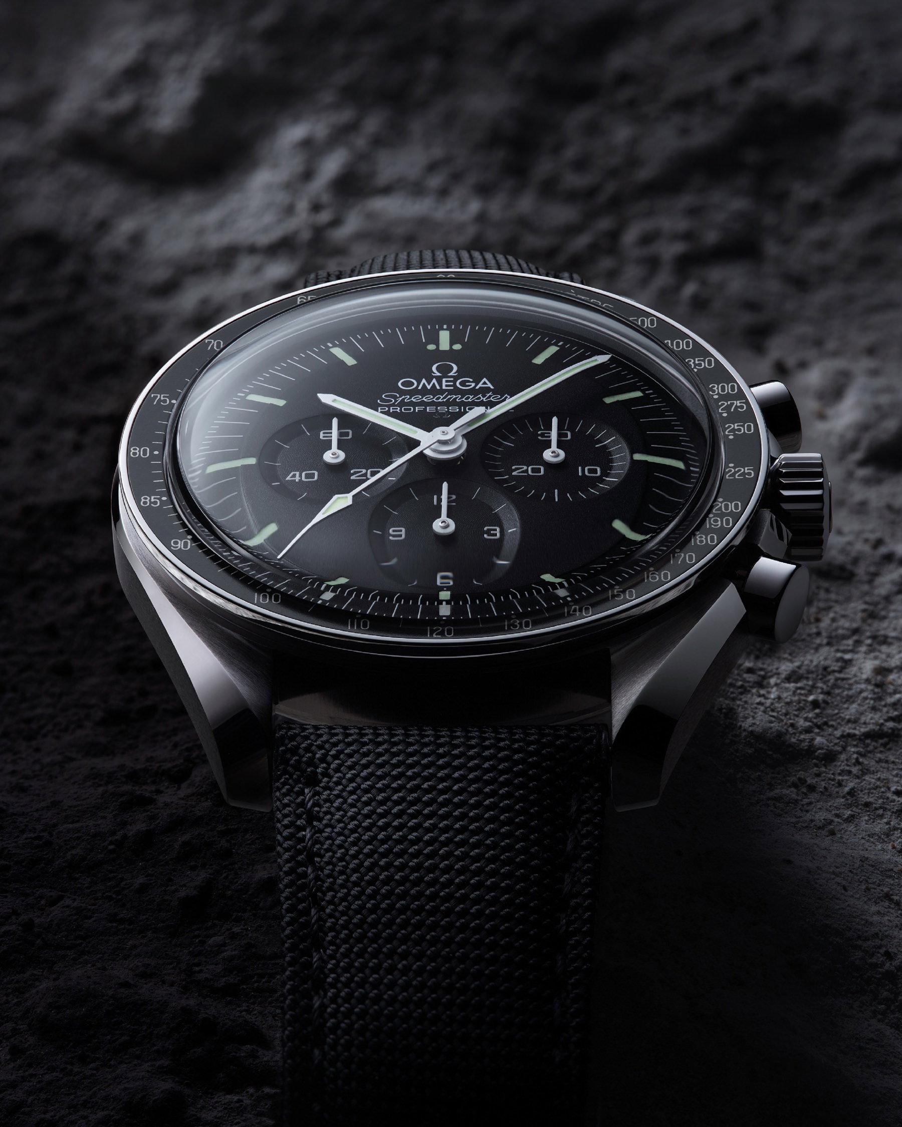 Speedmaster Moonwatch Professional — view 2