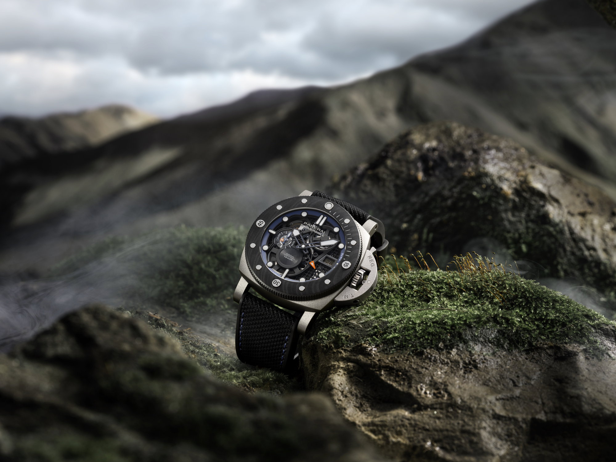 Submersible GMT Titanio Mike Horn Experience Edition — view 3