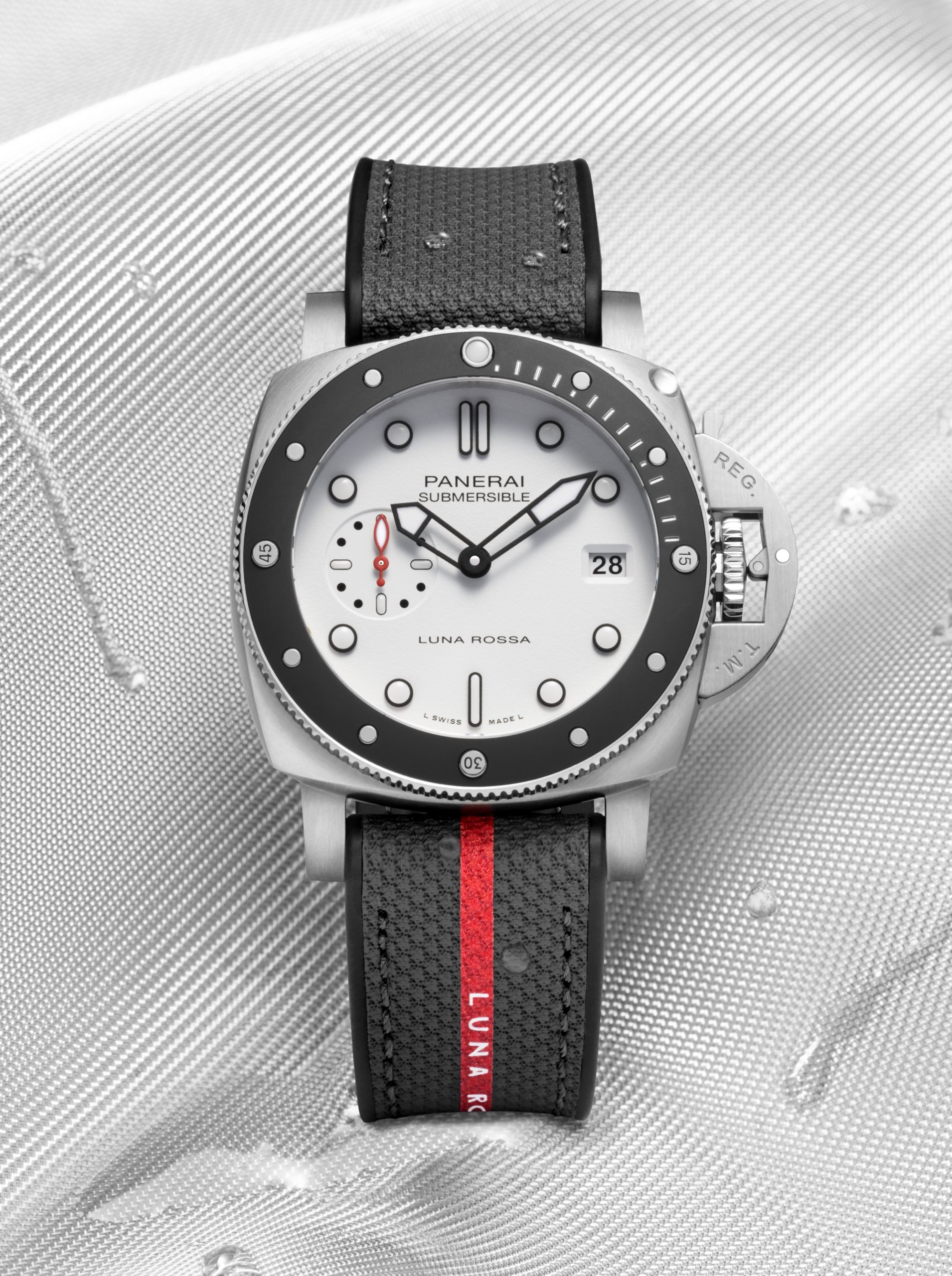 Submersible Luna Rossa — view 7
