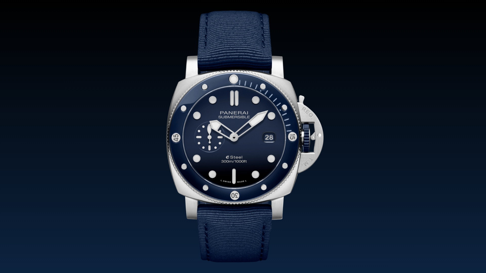 Submersible QuarantaQuattro eSteel Blu Profondo — view 2