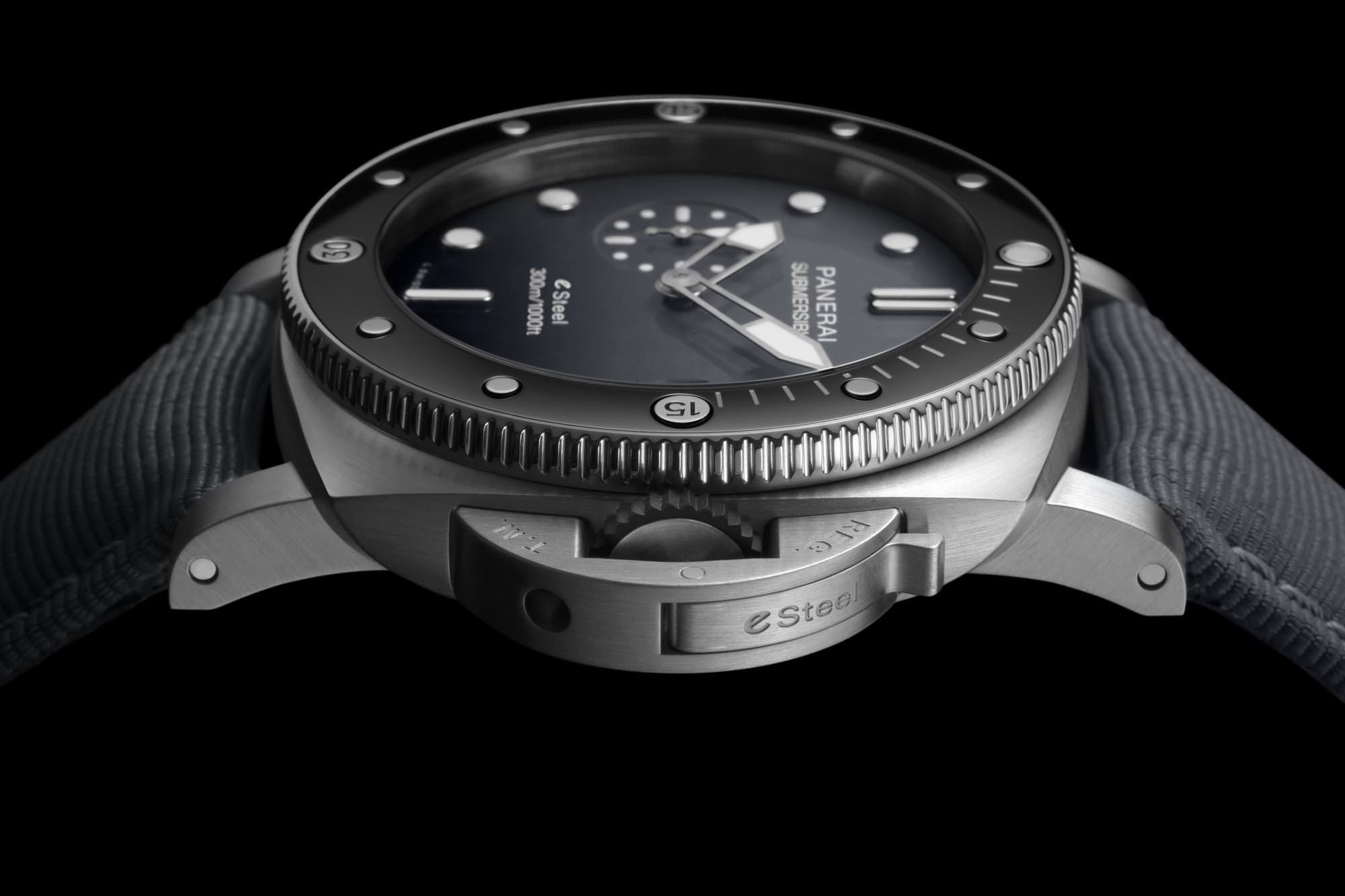 Submersible QuarantaQuattro eSteel Grigio Roccia — view 2