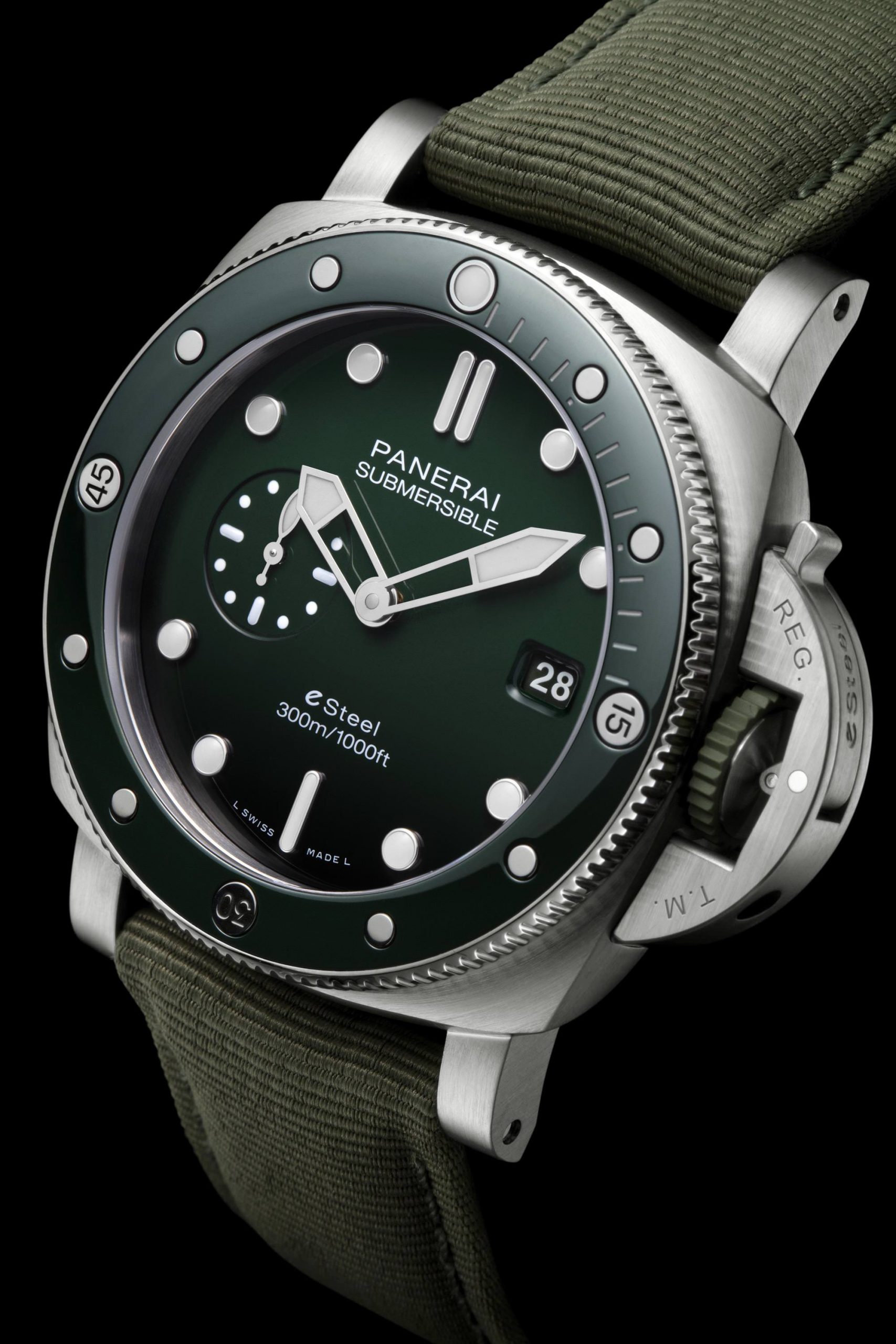Submersible QuarantaQuattro eSteel Verde Smeraldo — view 6