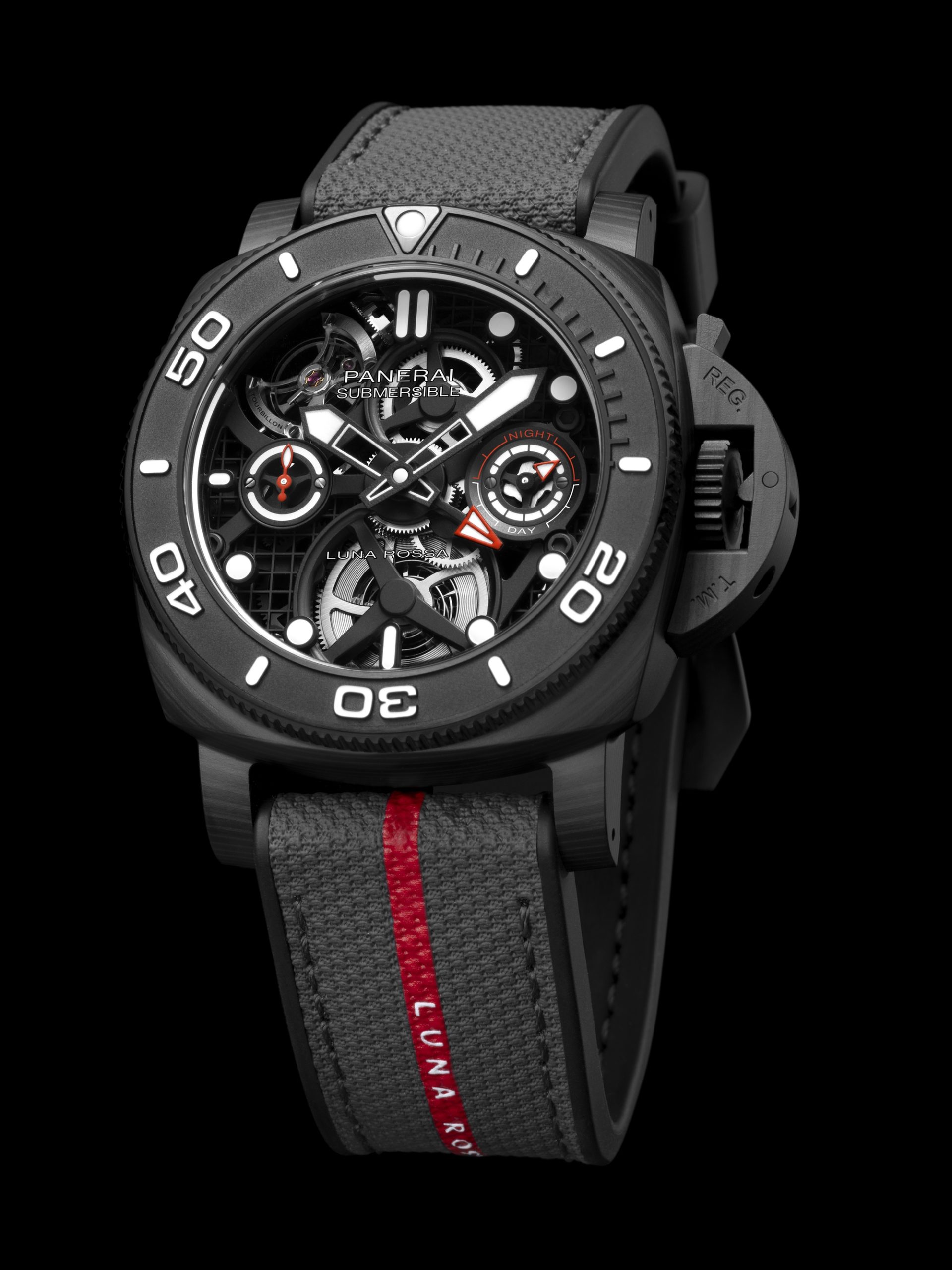 Submersible Tourbillon GMT Luna Rossa Experience Edition — view 4