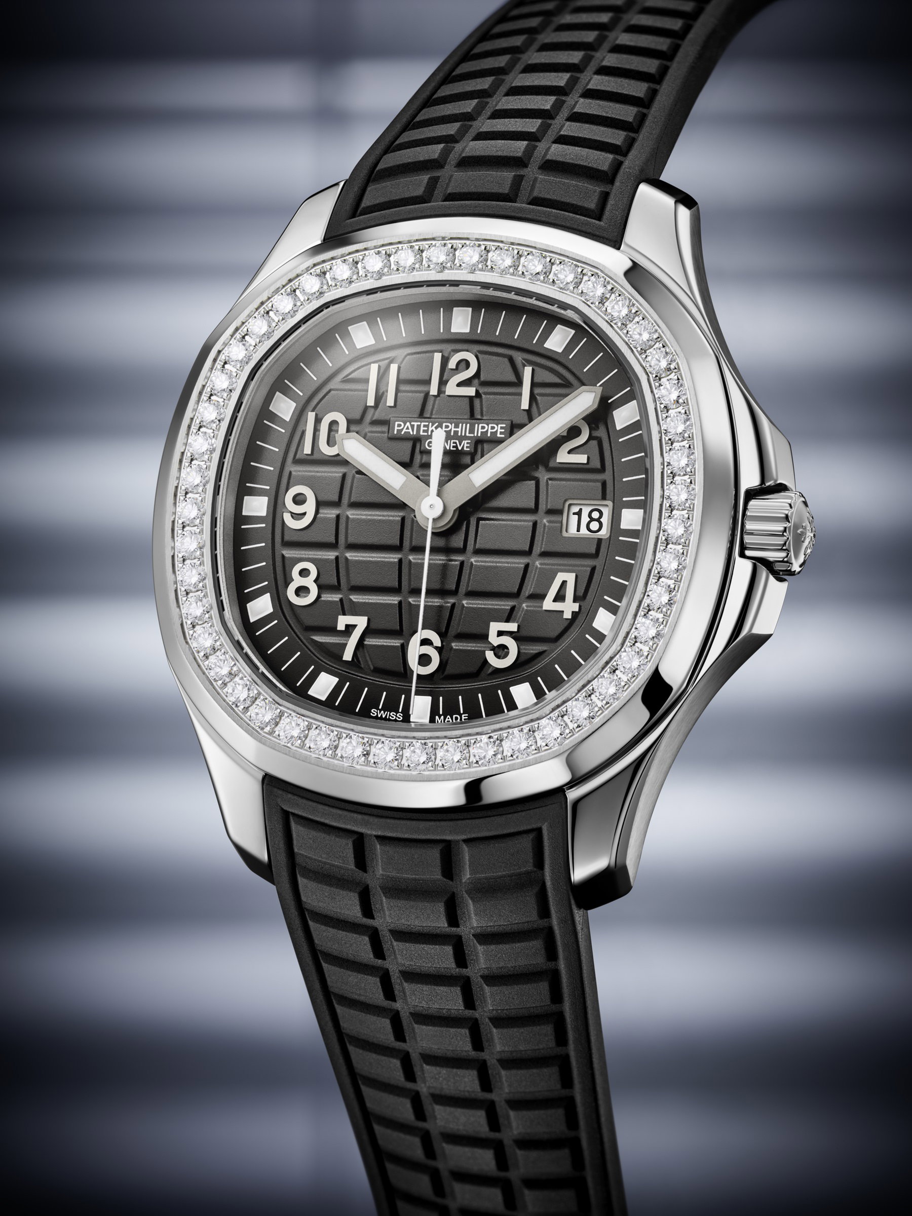 Aquanaut Luce — view 7