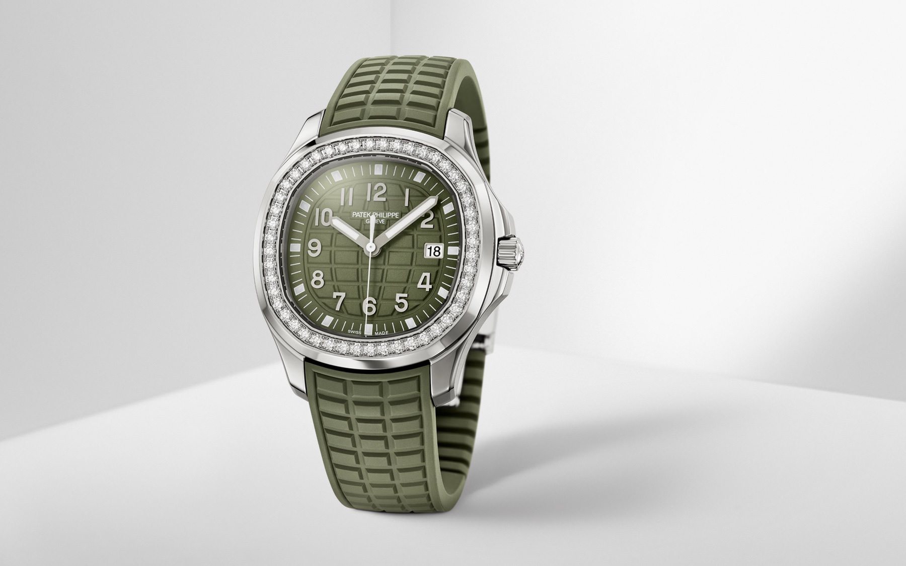 Aquanaut Luce — view 7