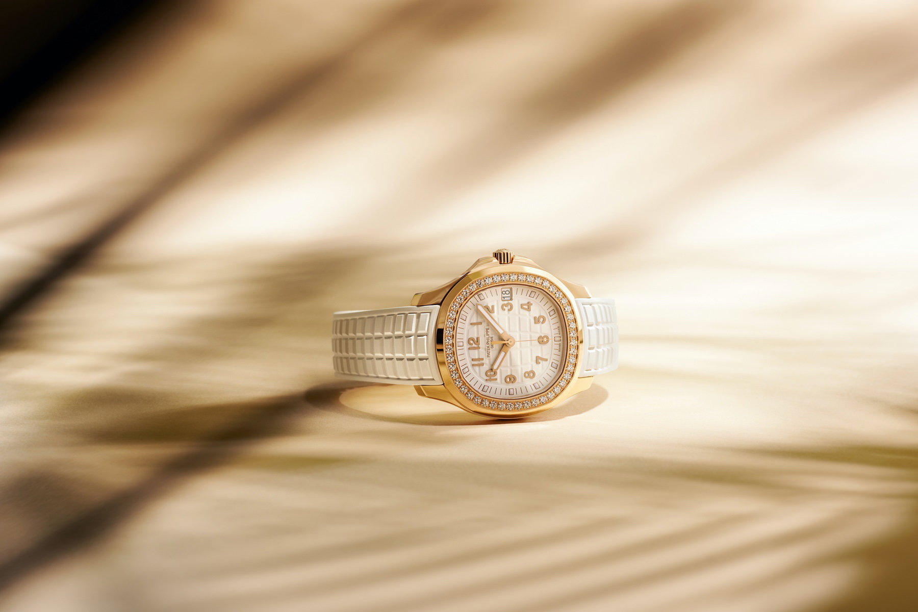 Aquanaut Luce — view 2
