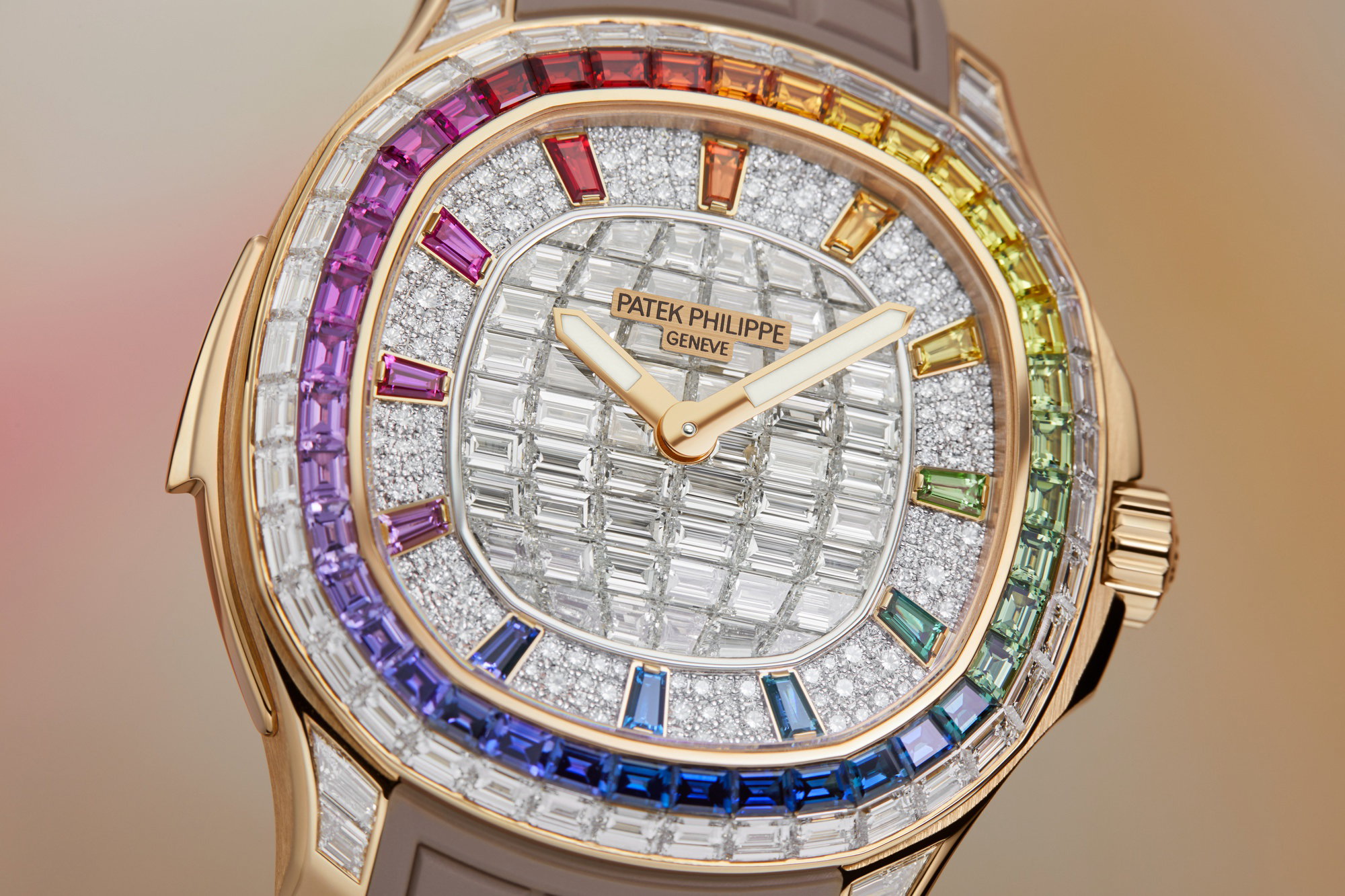Aquanaut Luce Rainbow Minute Repeater Haute Joaillerie — view 9