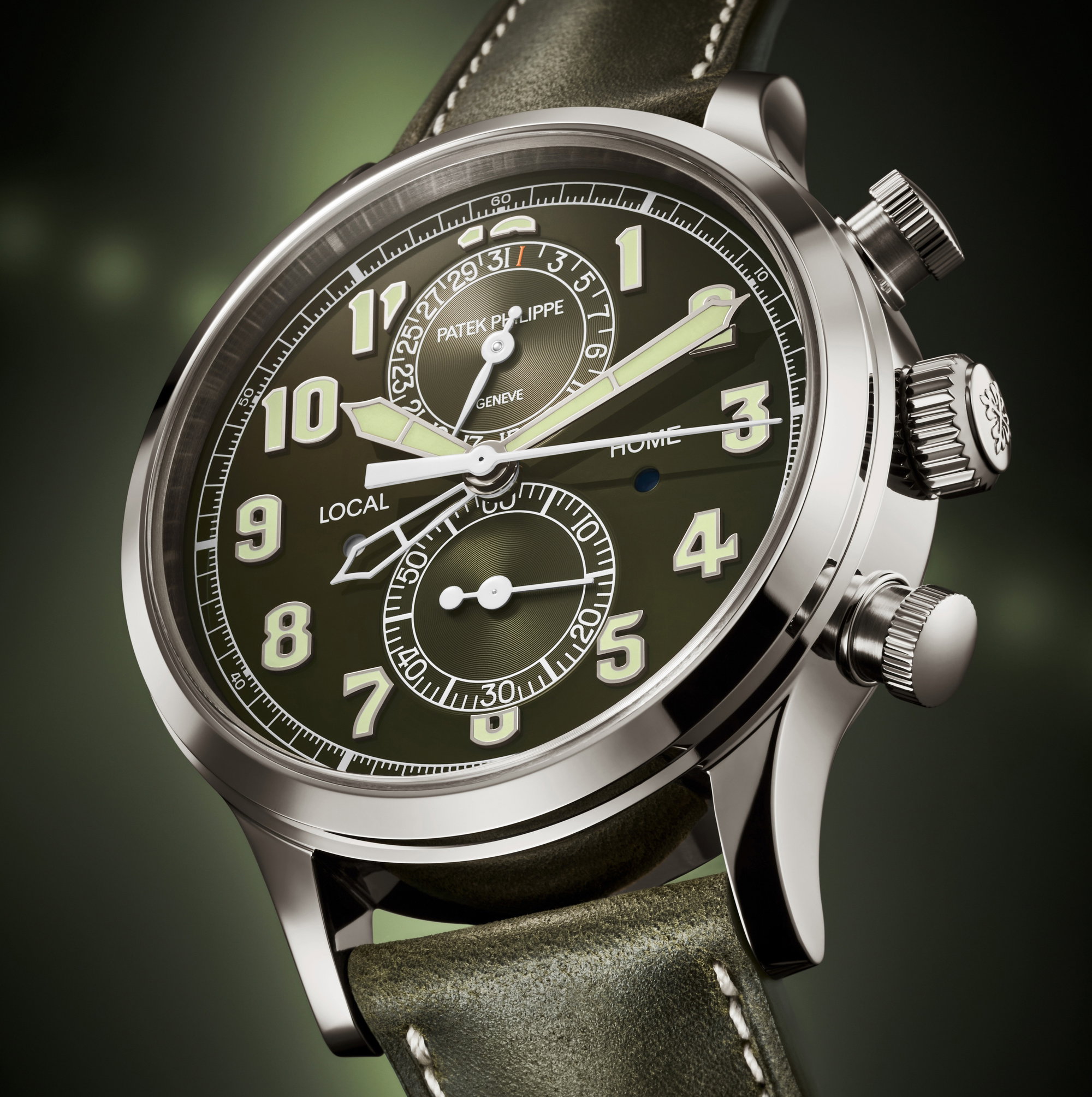 Calatrava Pilot Travel Time Chronograph — view 11