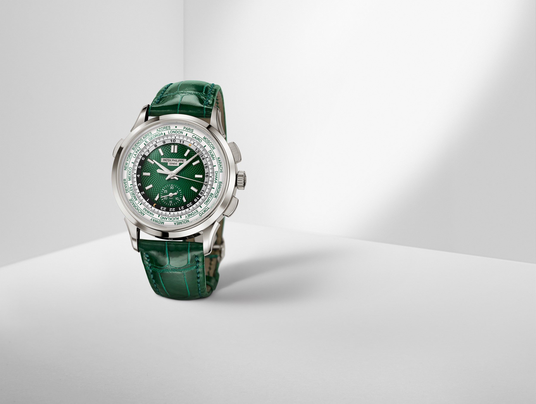 Complications World Time, Flyback Chronograph — view 4