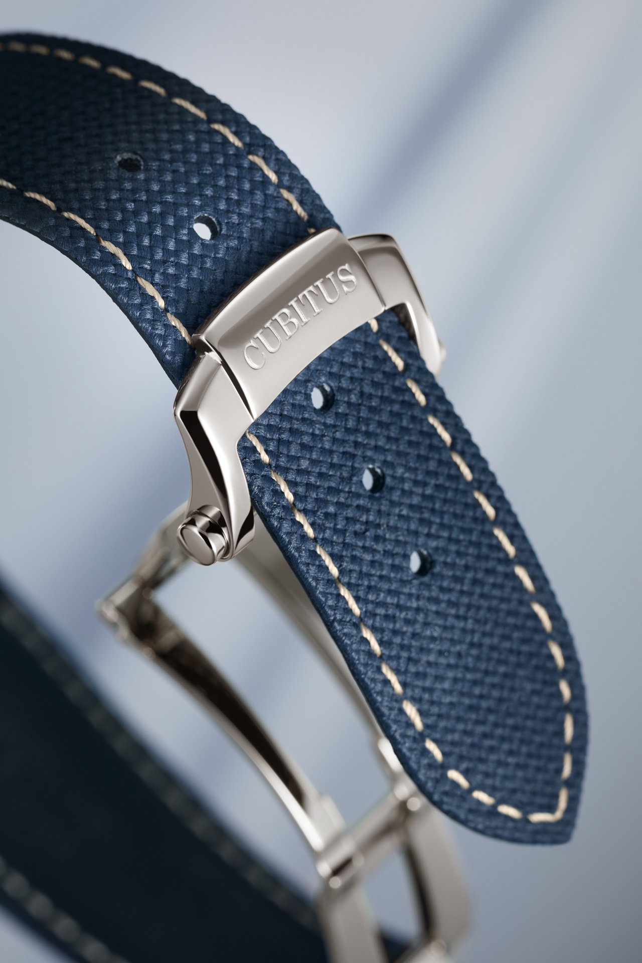Cubitus Grand Date Day Moon Phases — view 3