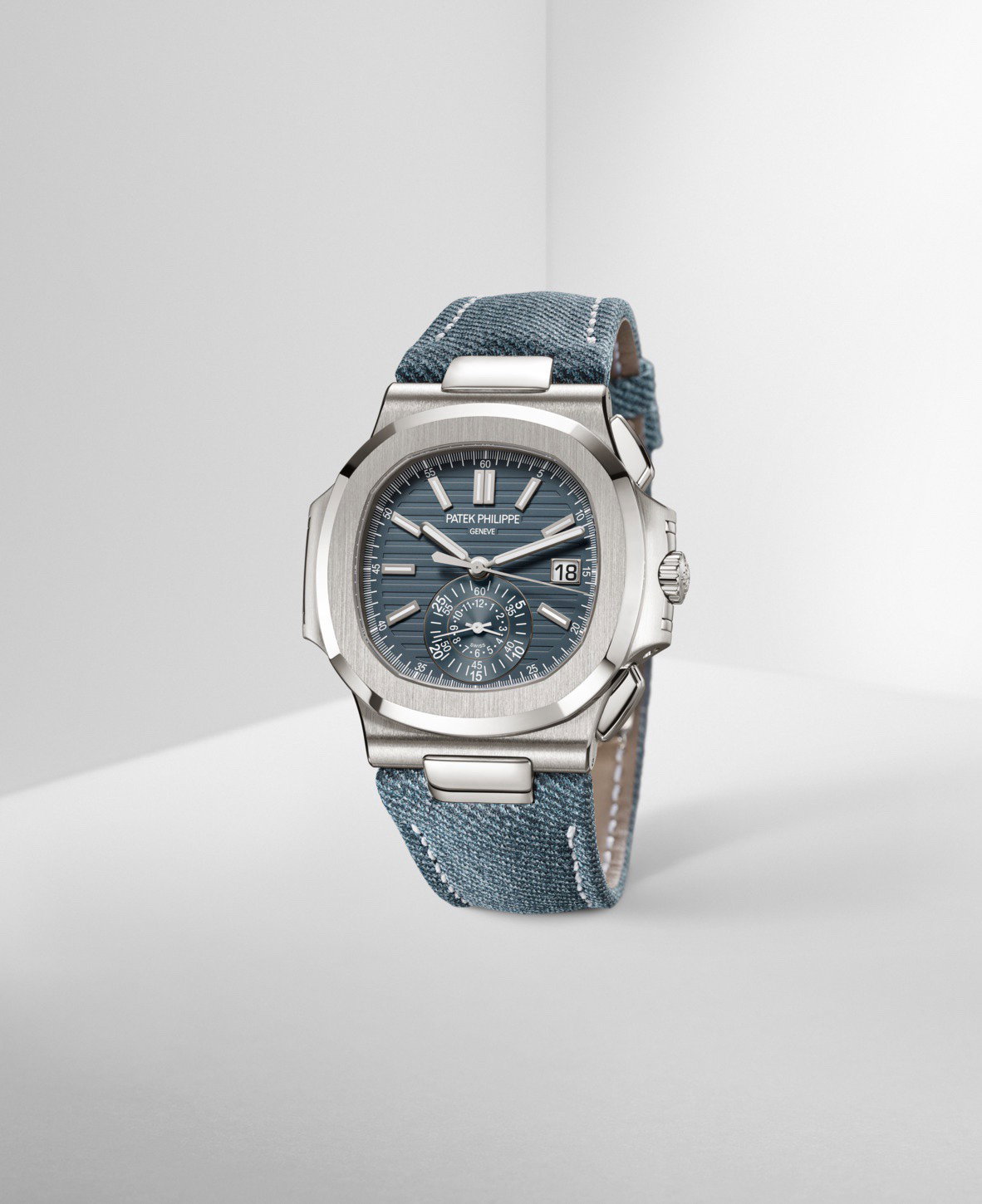 Nautilus Flyback Chronograph — view 2
