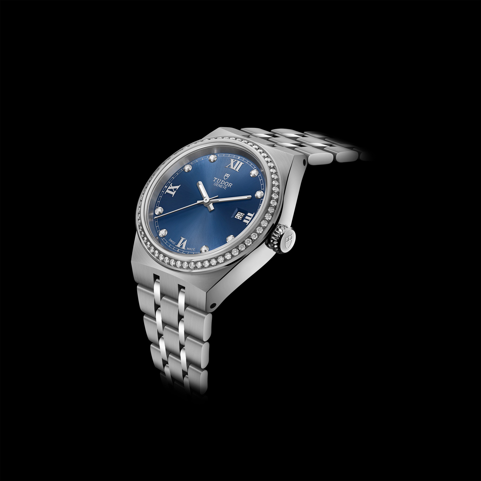 Royal 28 — view 3