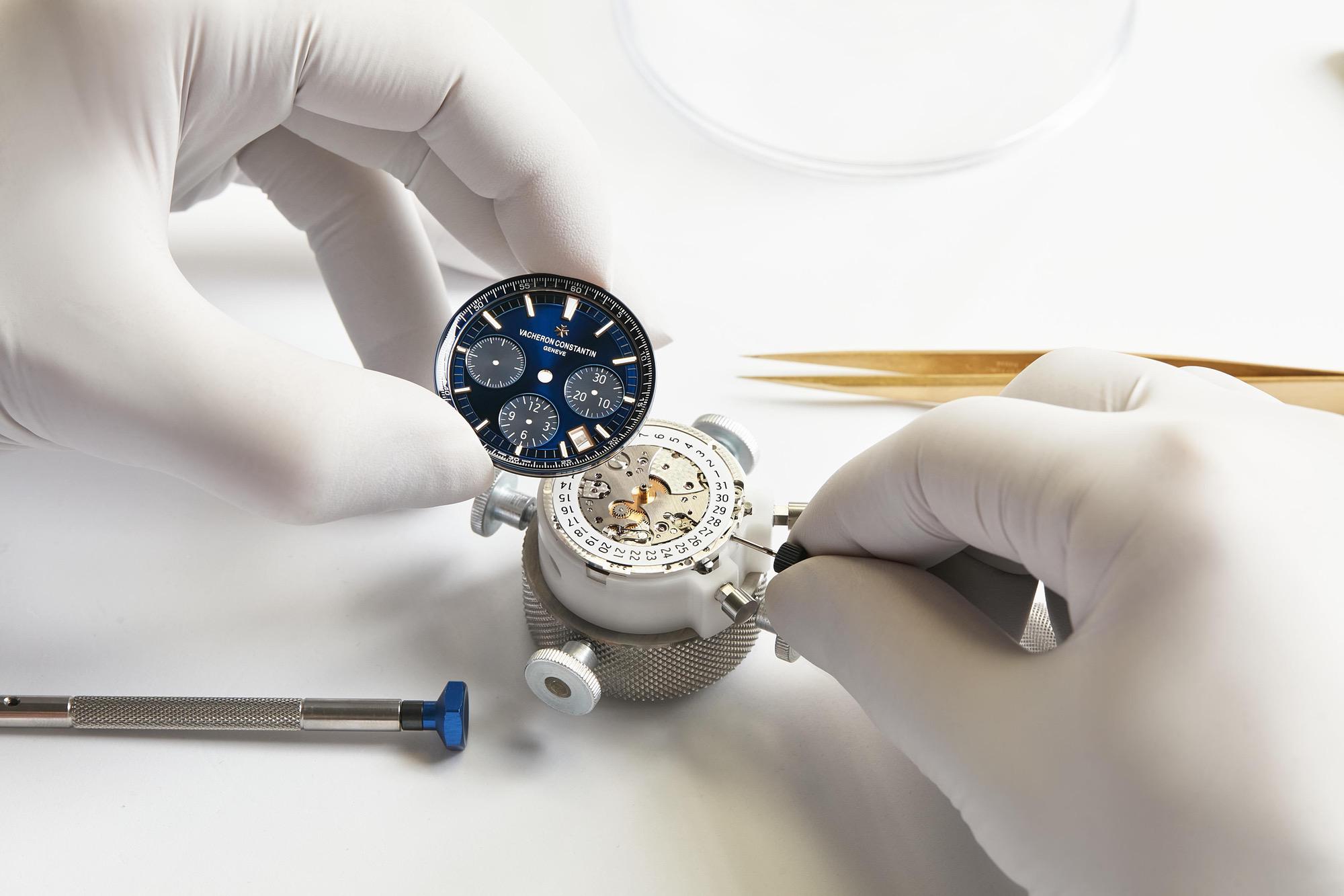 Overseas Chronograph — view 4
