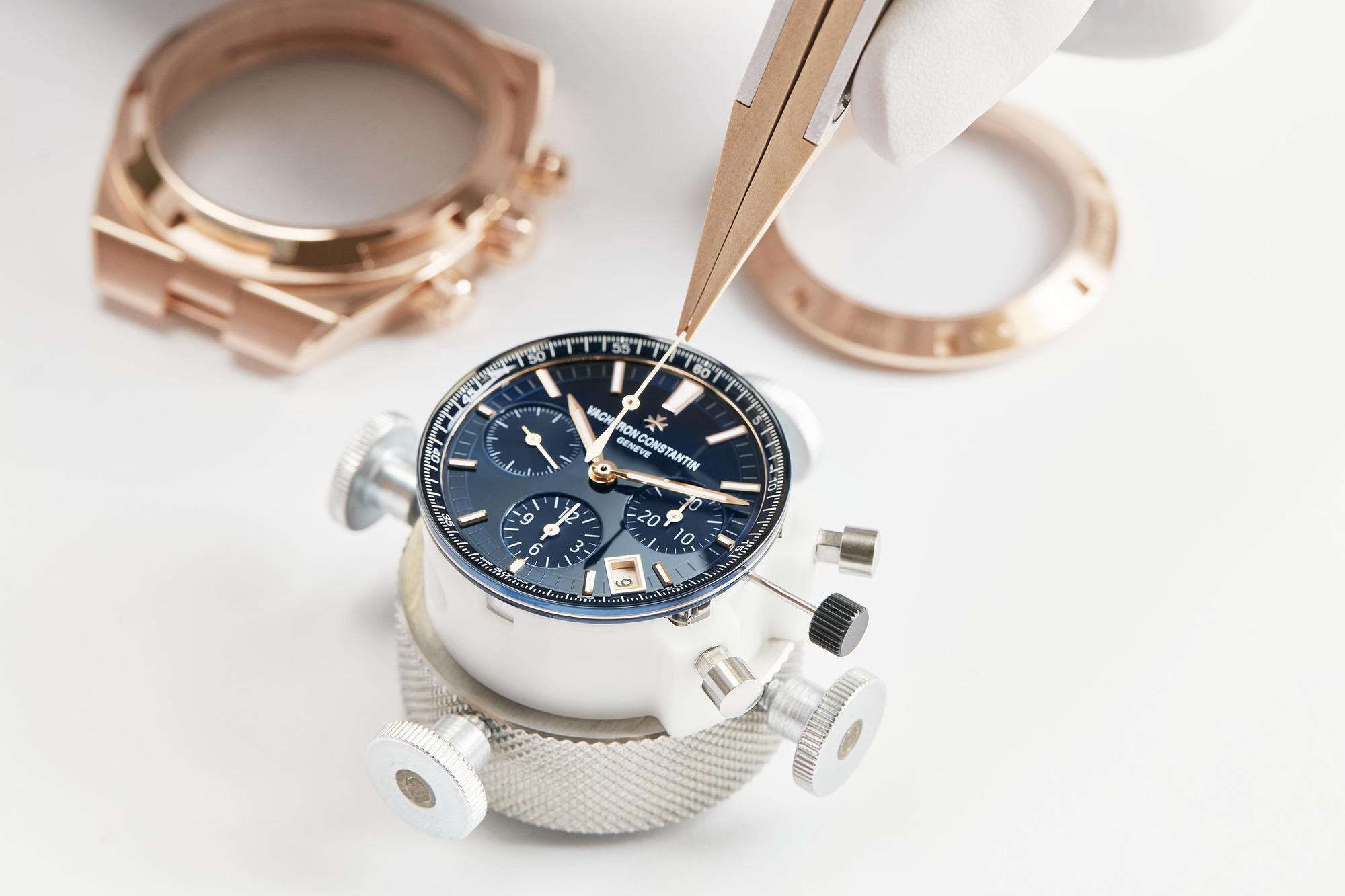 Overseas Chronograph — view 10