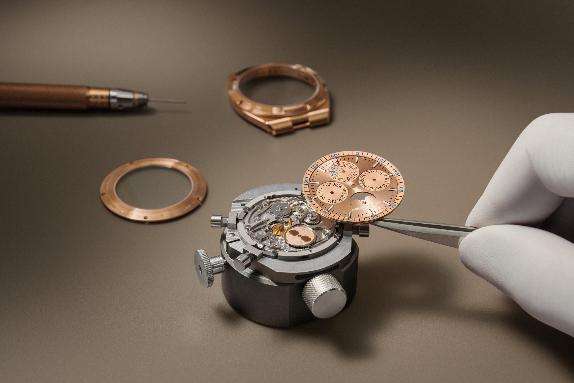 Overseas Perpetual Calendar Ultra-Thin — view 3