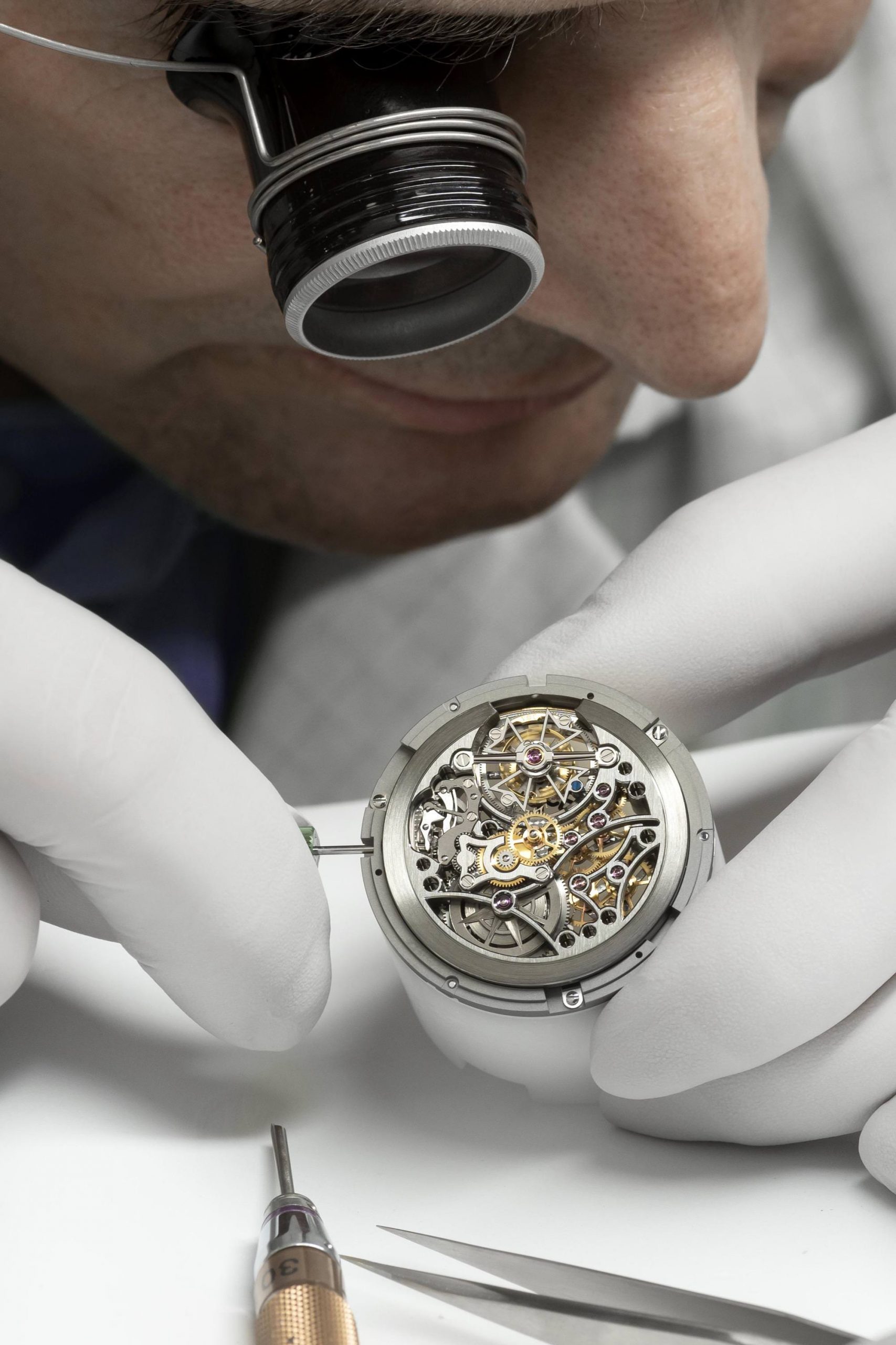 Overseas Tourbillon Skeleton — view 10