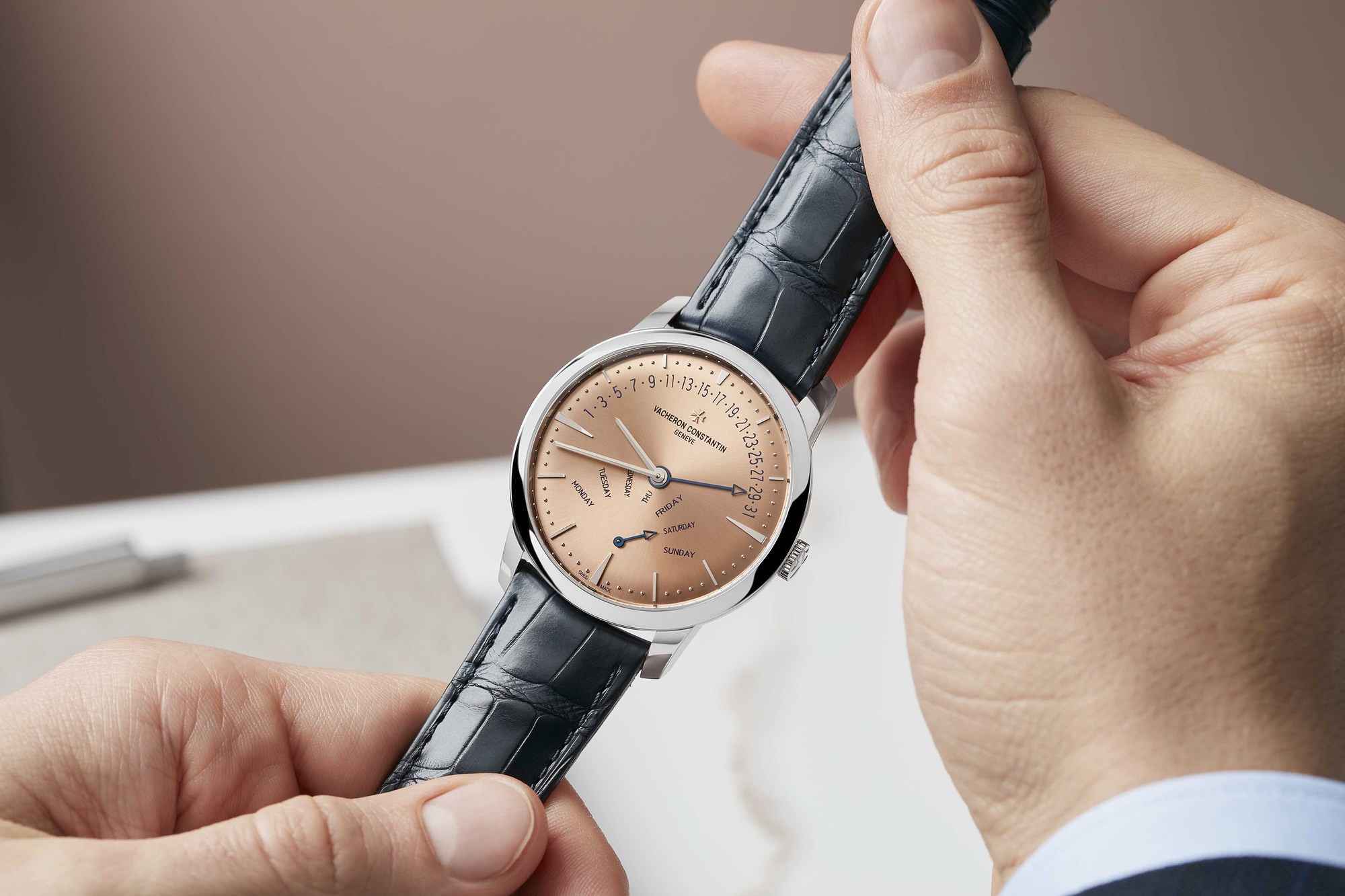 Patrimony Retrograde Day-Date — view 9