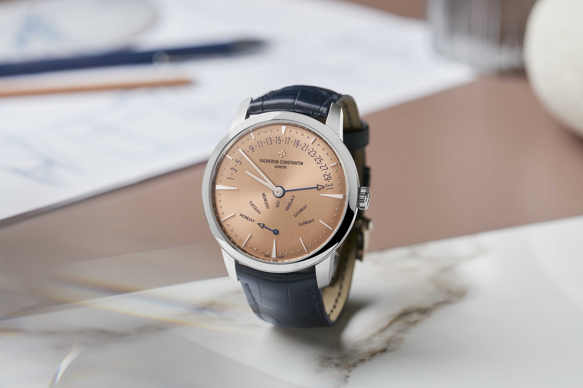 Patrimony Retrograde Day-Date — view 10