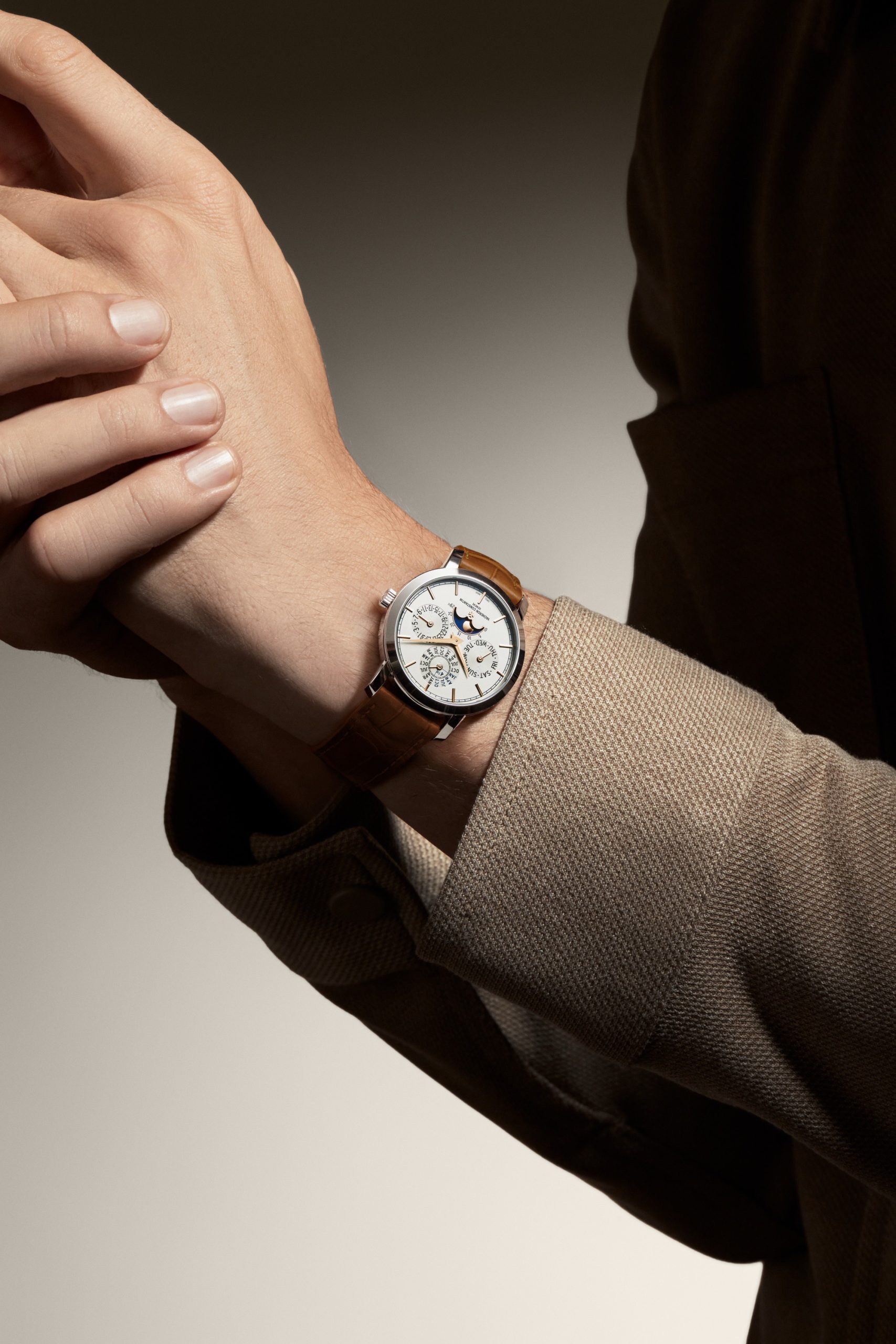 Traditionnelle Perpetual Calendar Ultra-Thin — view 5